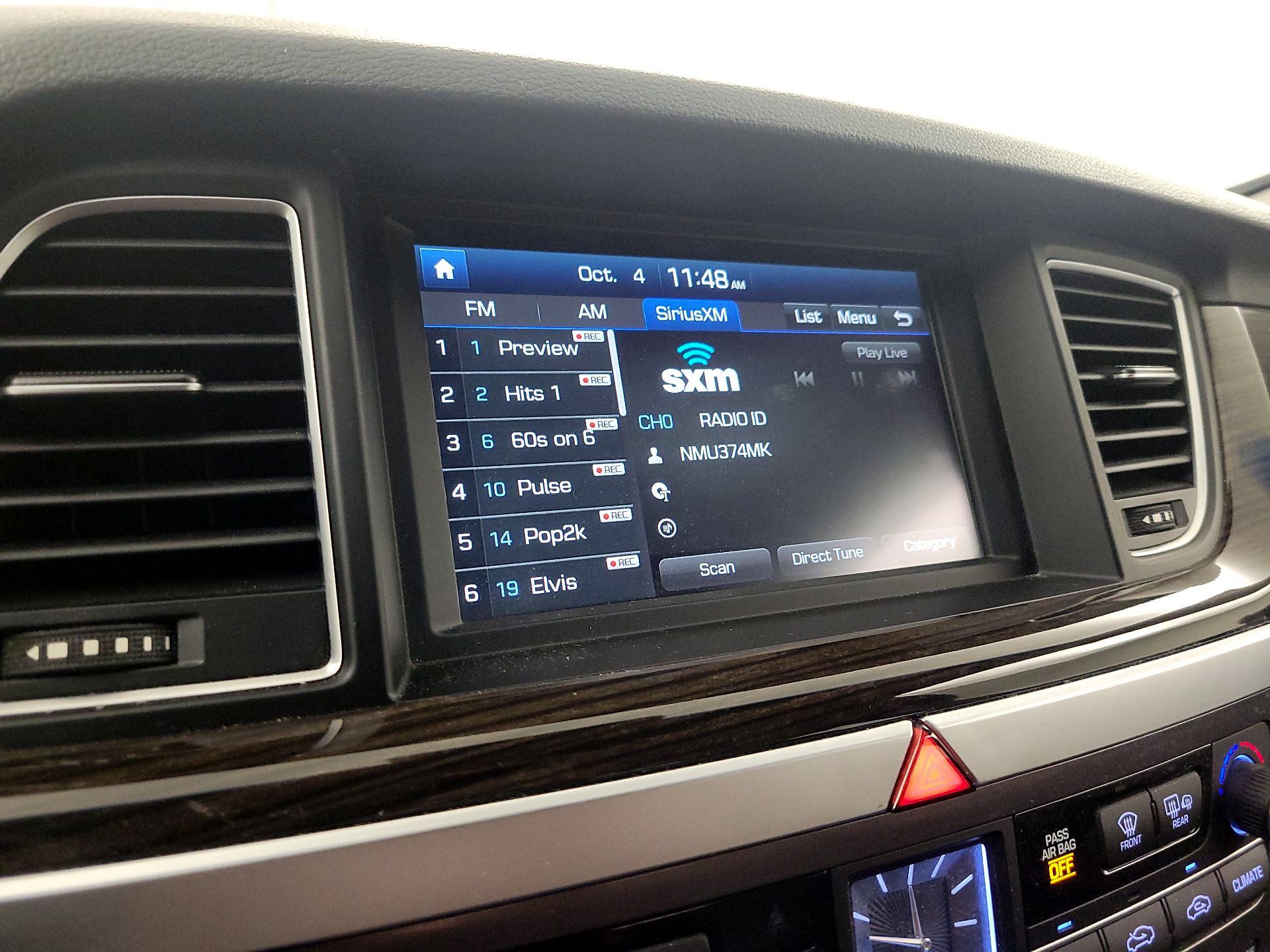 Thumbnail: 2015 Hyundai Genesis - 16