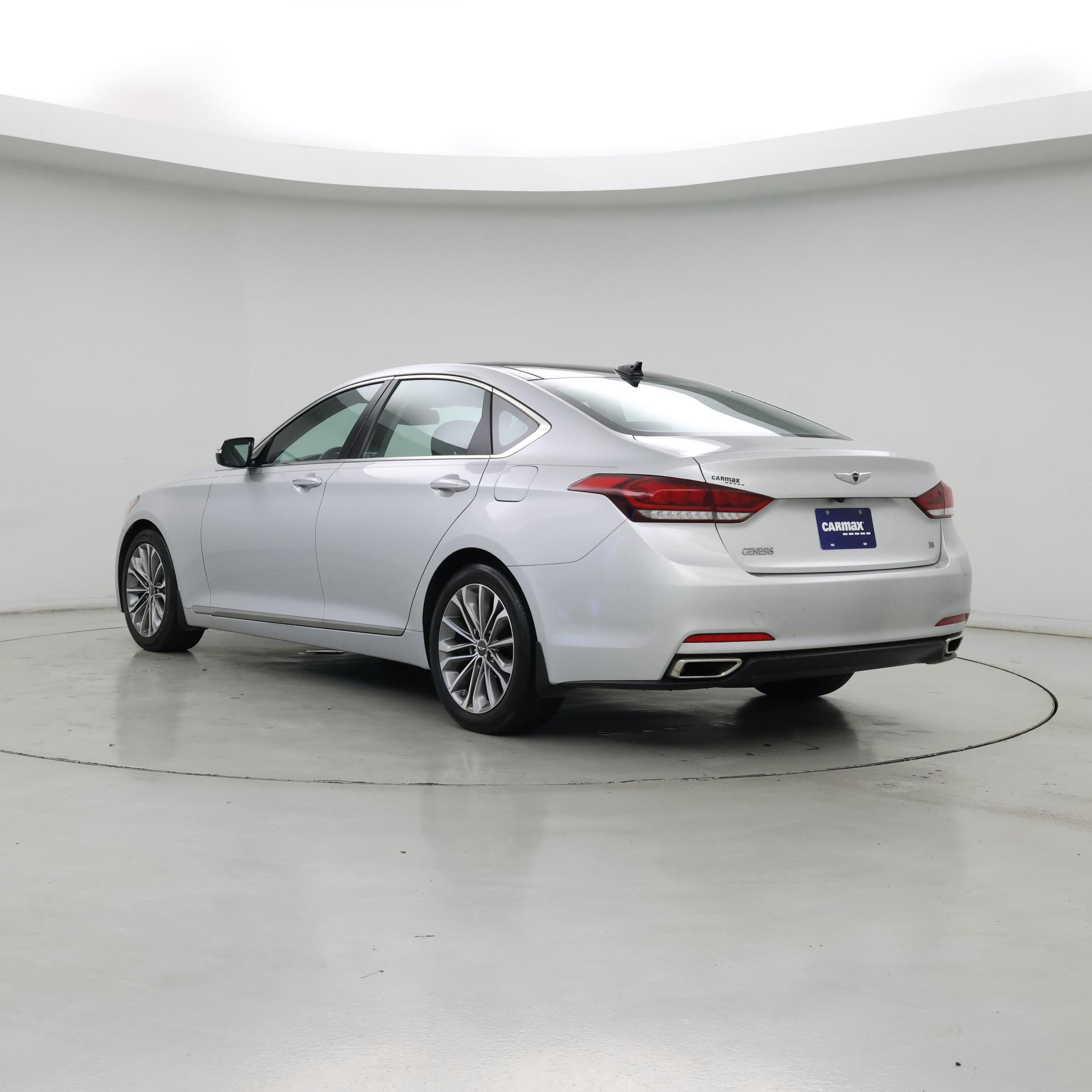 Thumbnail: 2015 Hyundai Genesis - 2