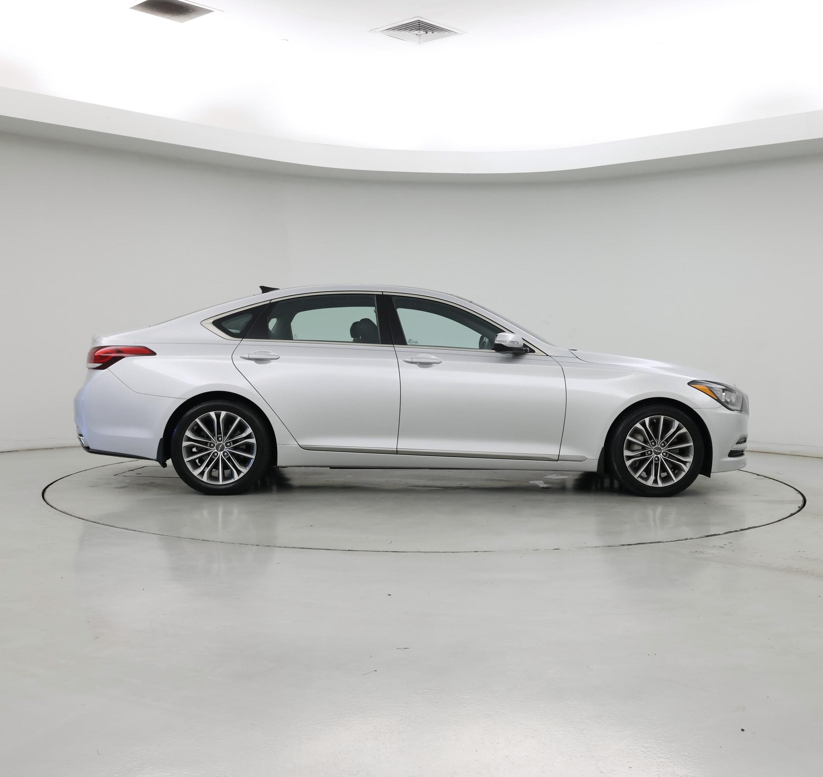 Thumbnail: 2015 Hyundai Genesis - 7
