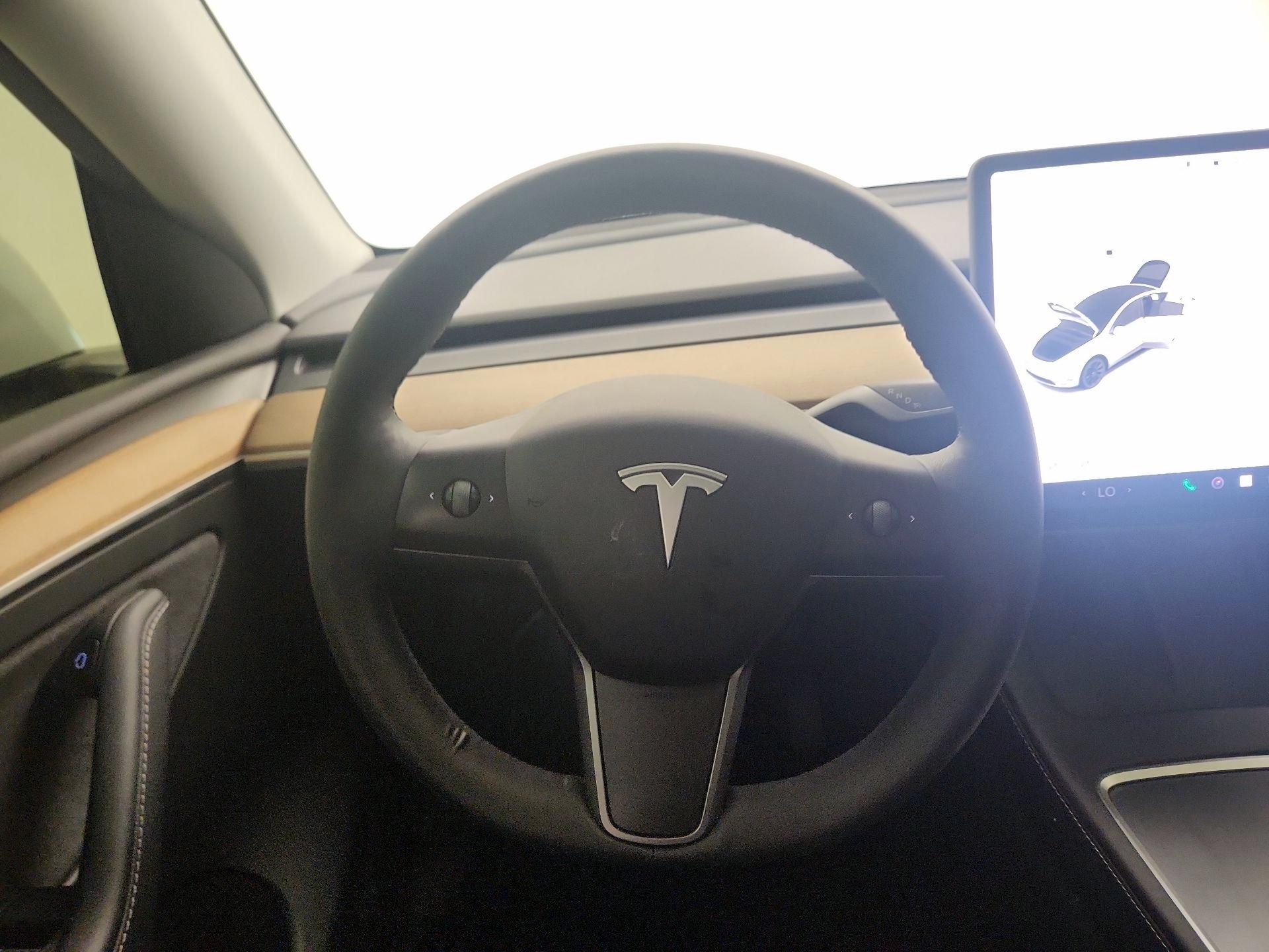 Thumbnail: 2022 Tesla Model Y - 10