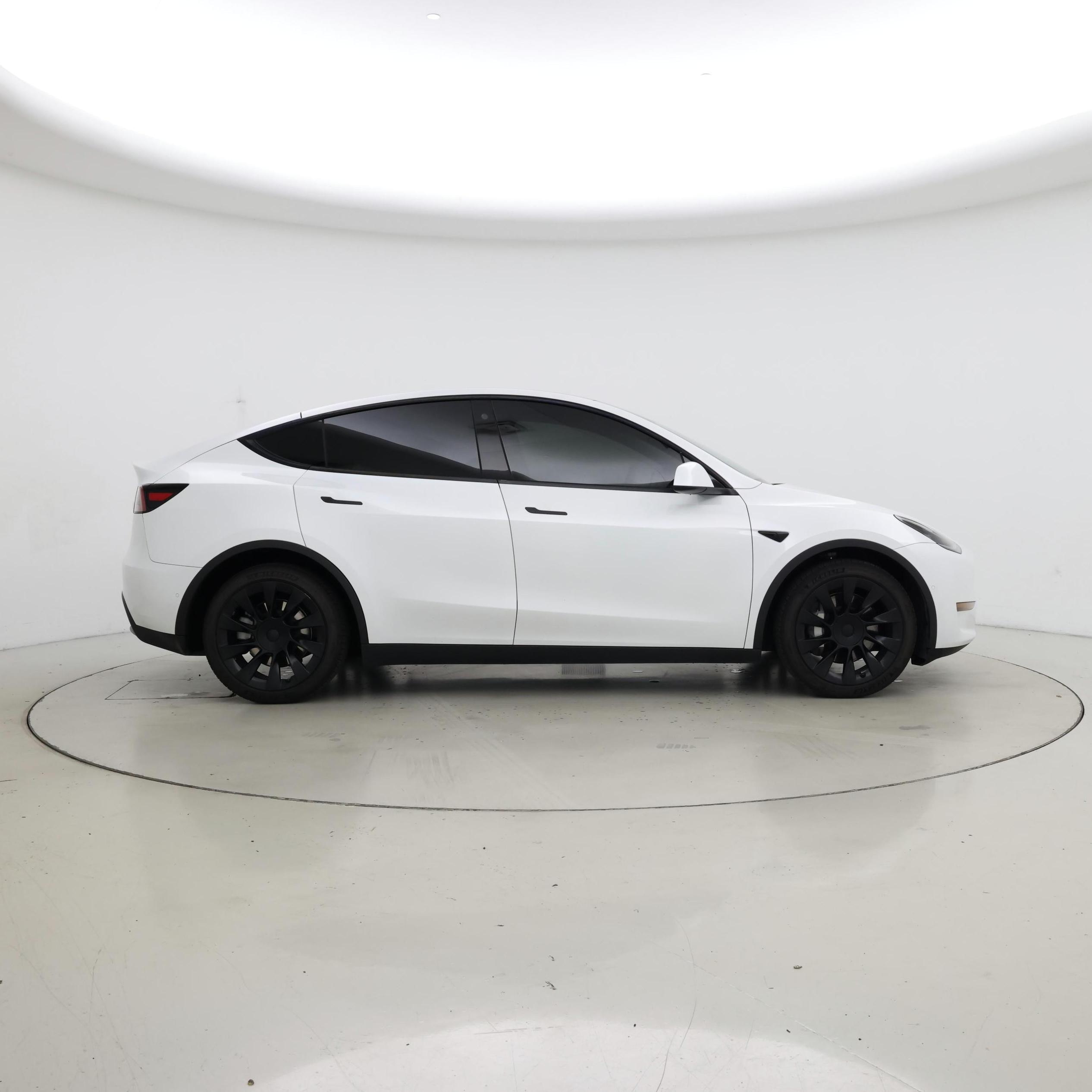 Thumbnail: 2022 Tesla Model Y - 7
