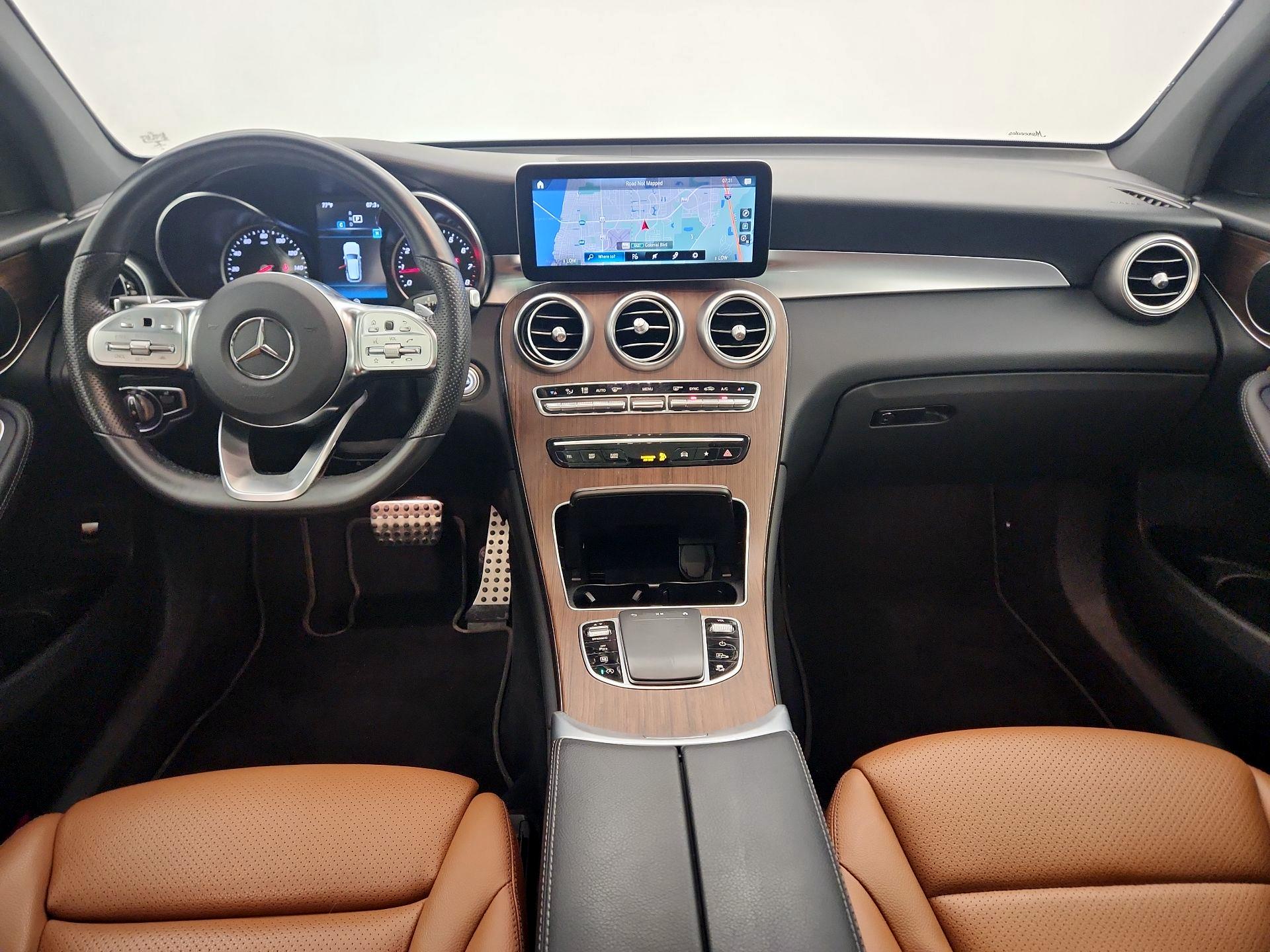 Thumbnail: 2022 Mercedes-Benz GLC - 9