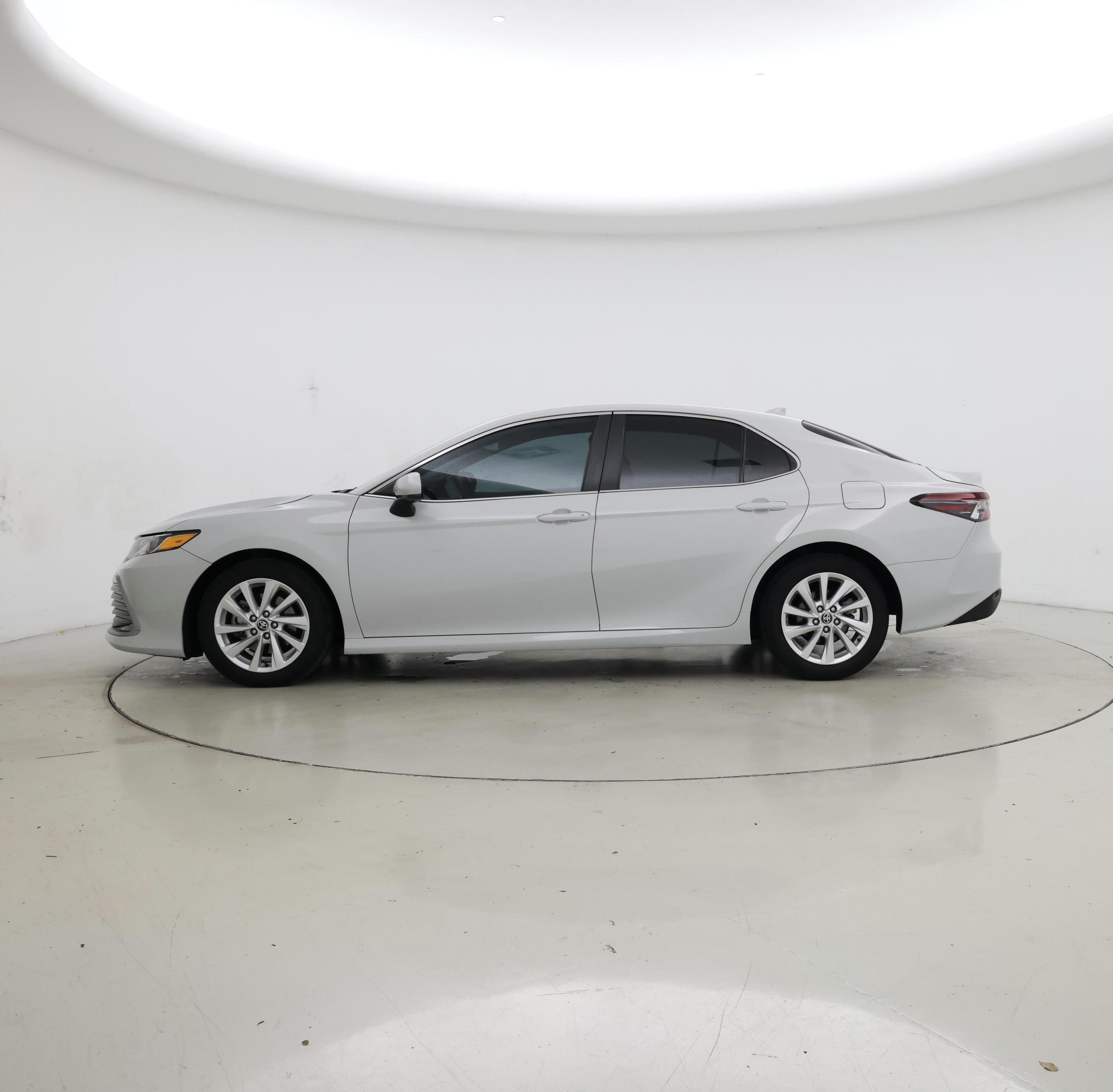 Thumbnail: 2023 Toyota Camry - 3