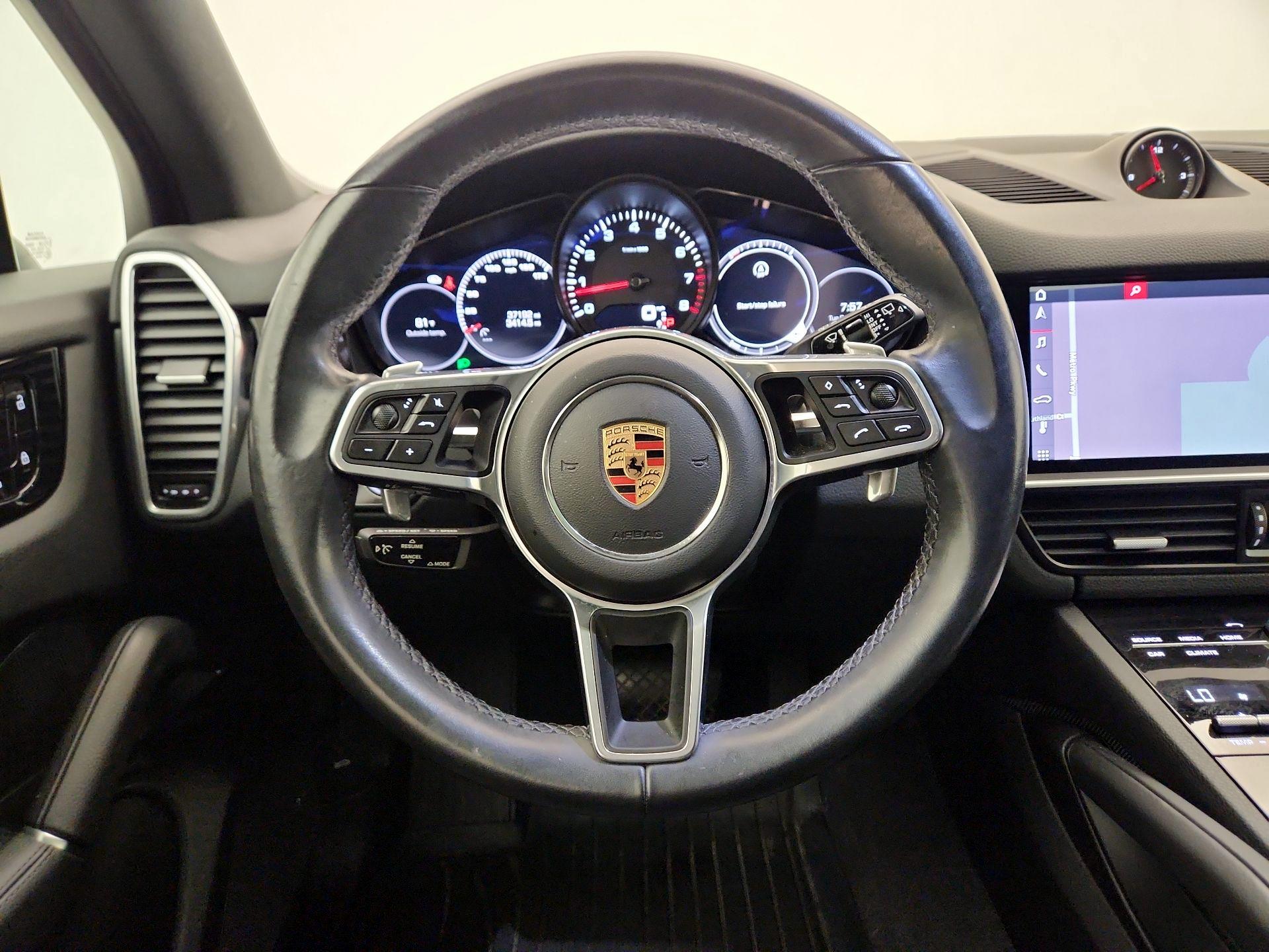 Thumbnail: 2020 Porsche Cayenne - 10