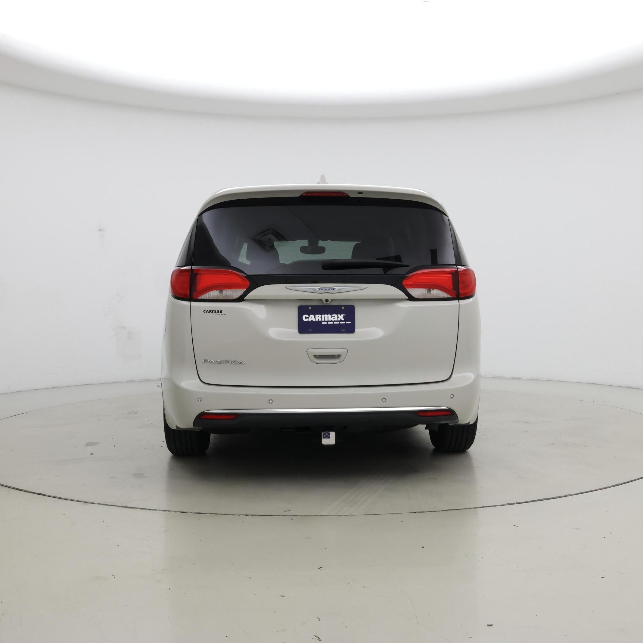 Thumbnail: 2020 Chrysler Pacifica - 6