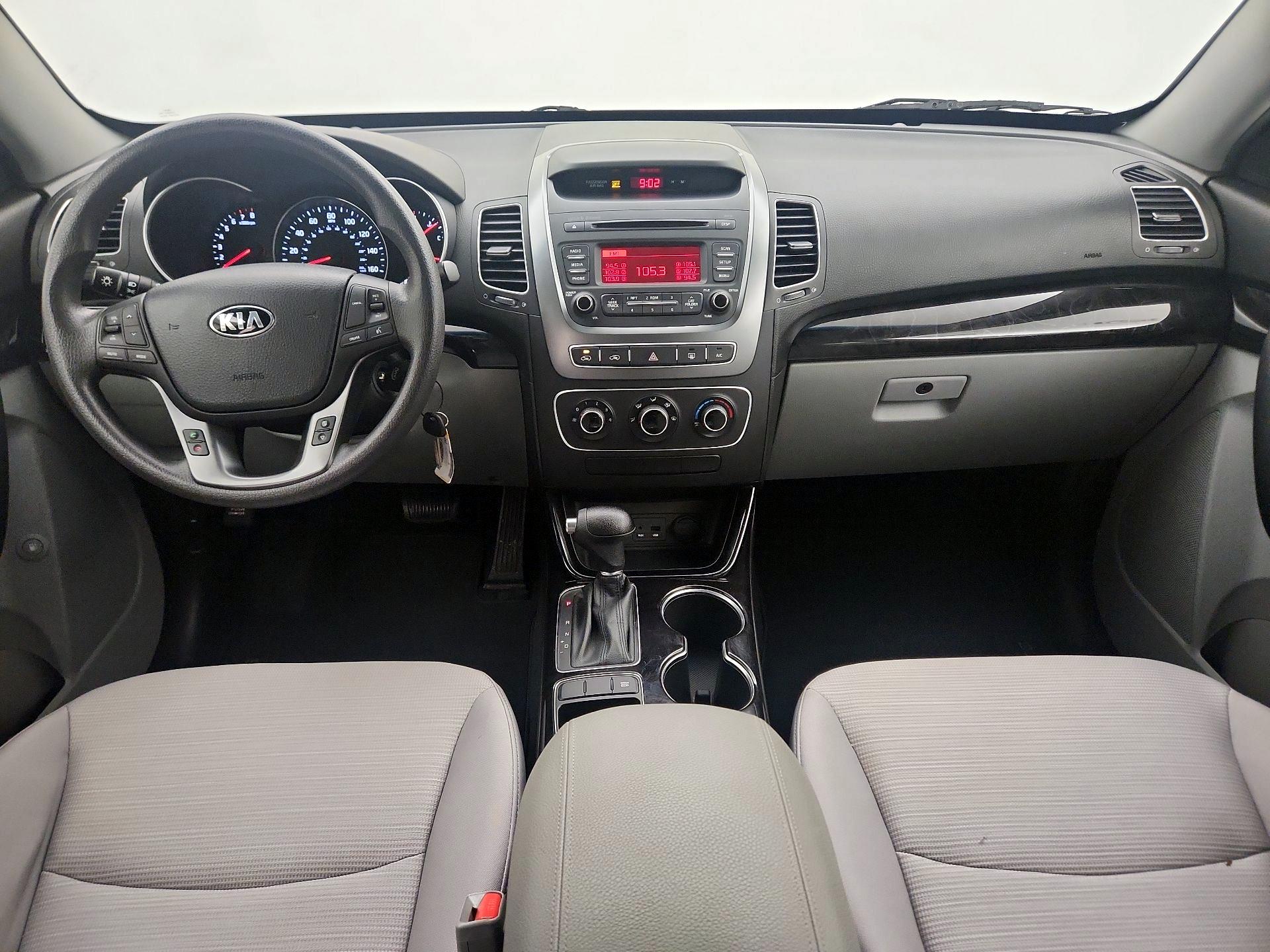 Thumbnail: 2015 Kia Sorento - 9