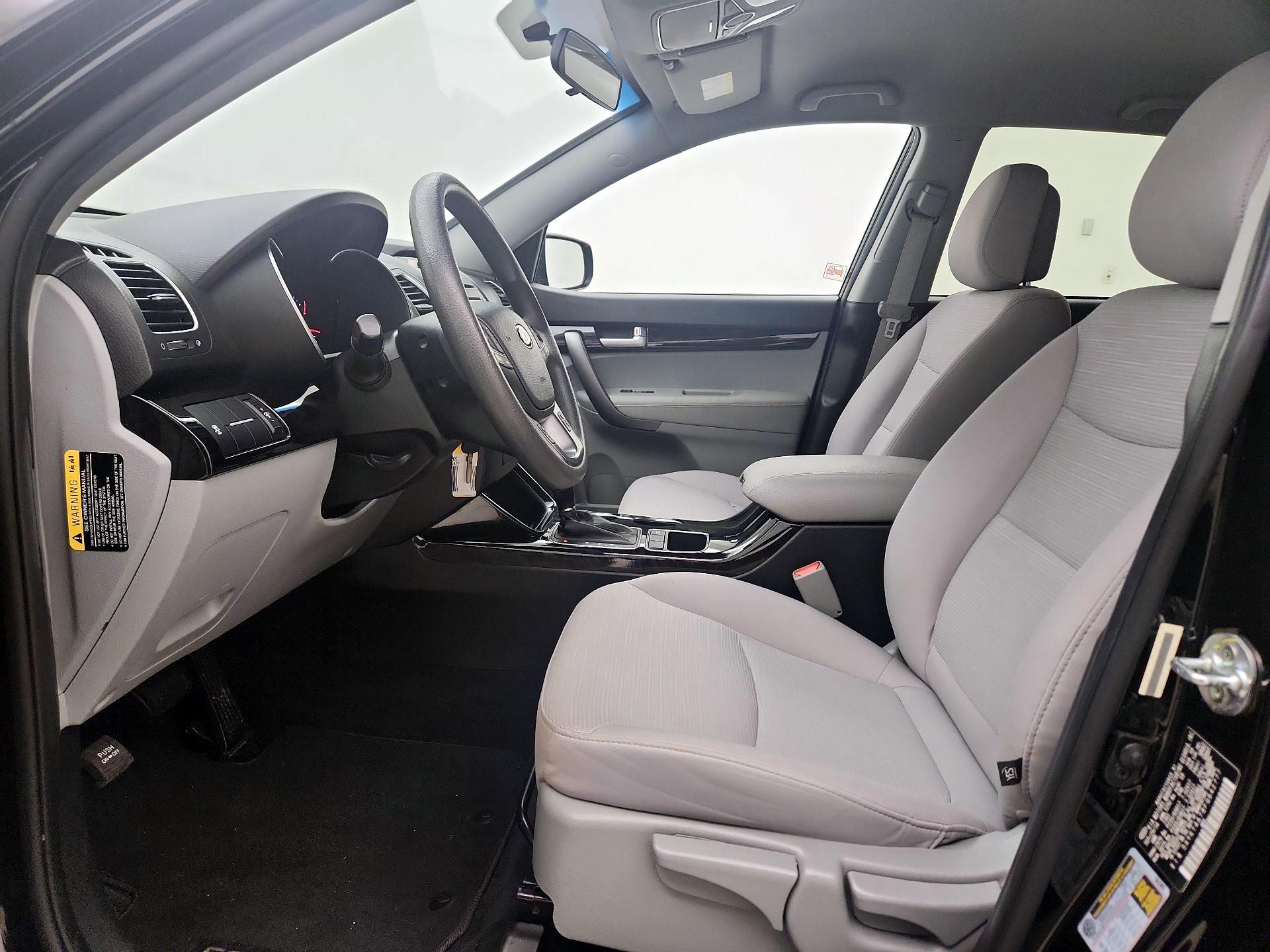 Thumbnail: 2015 Kia Sorento - 11