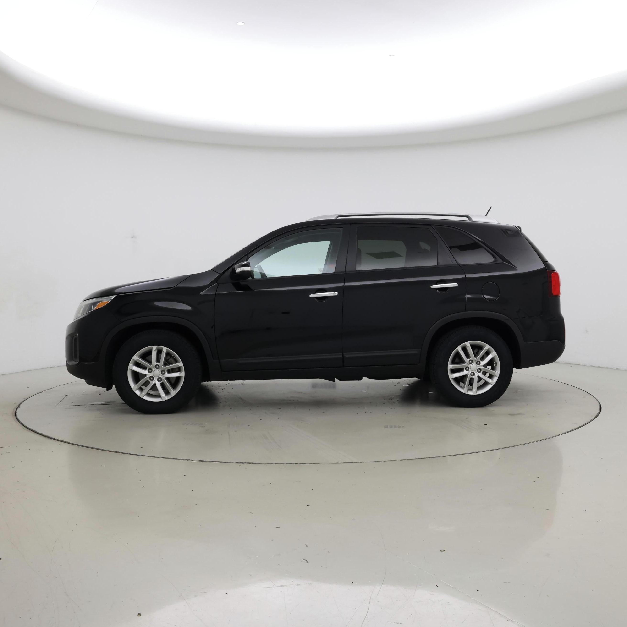 Thumbnail: 2015 Kia Sorento - 3