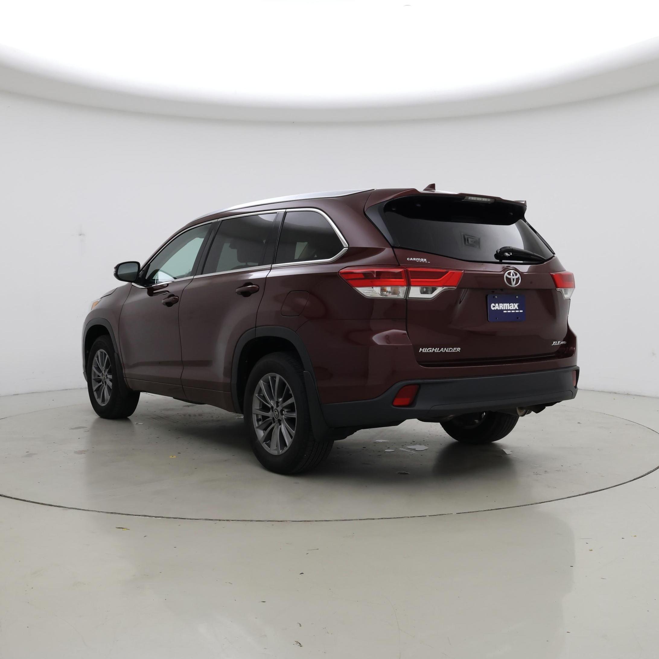 Thumbnail: 2018 Toyota Highlander - 2
