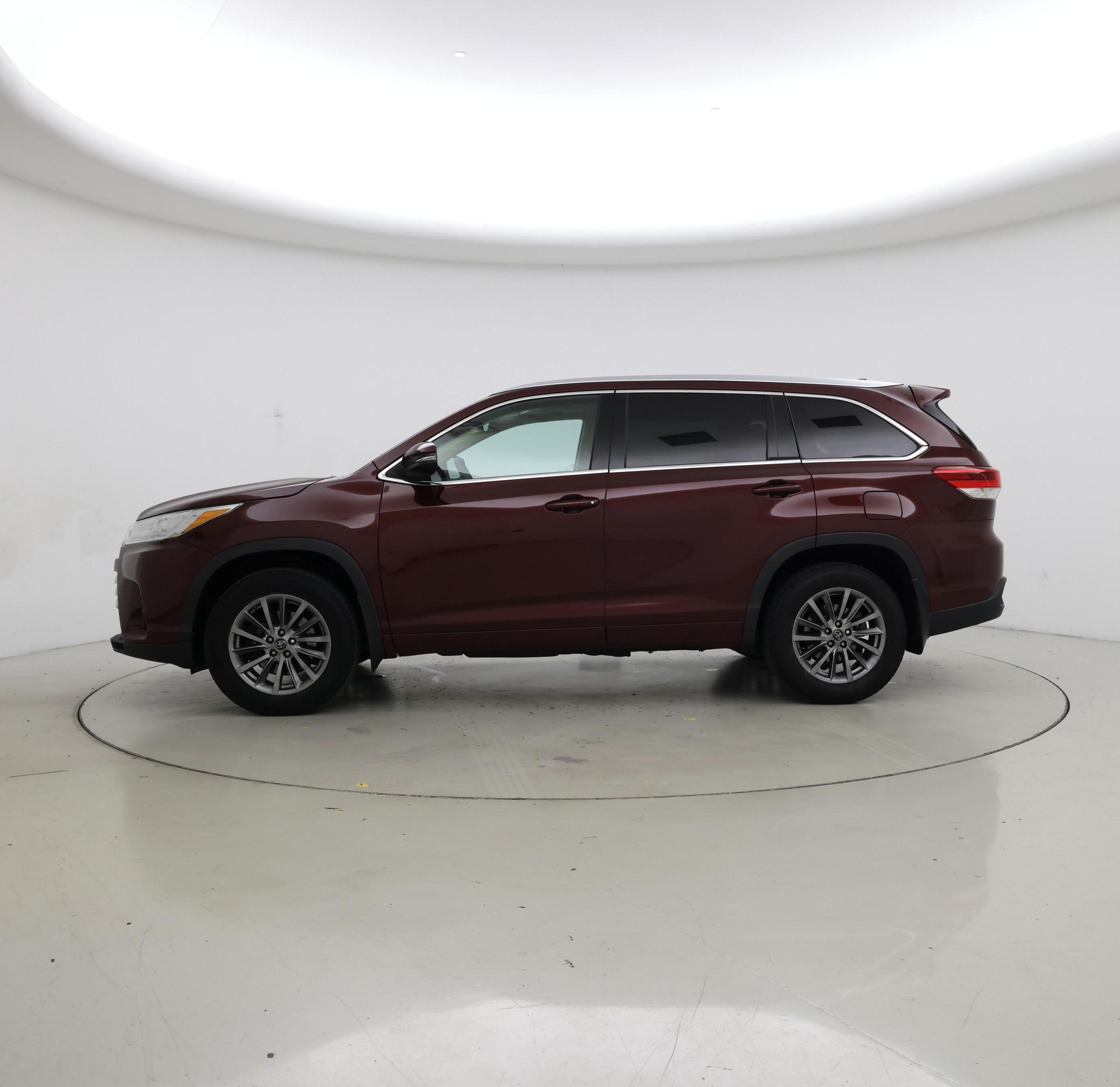 Thumbnail: 2018 Toyota Highlander - 3