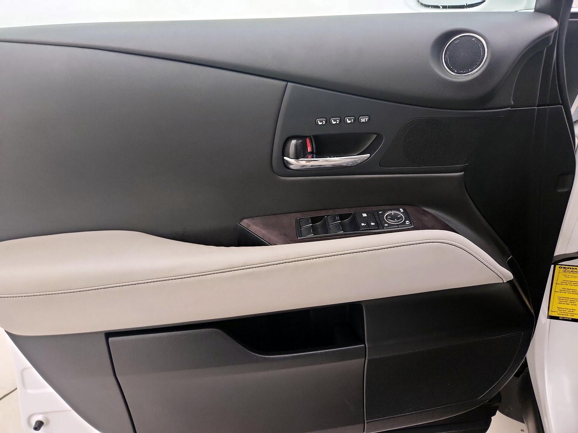 Thumbnail: 2015 Lexus RX - 12
