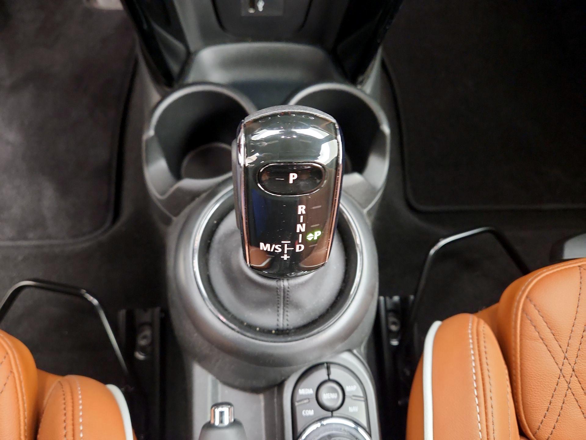 Thumbnail: 2023 MINI Cooper - 18