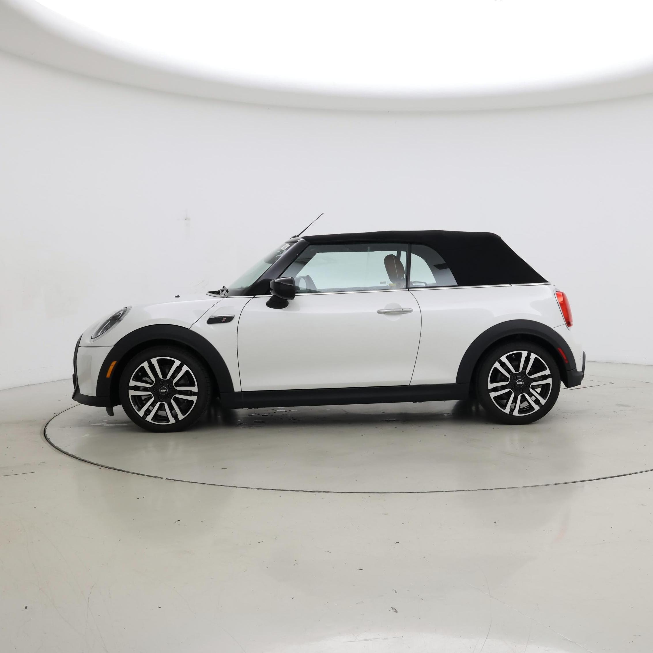 Thumbnail: 2023 MINI Cooper - 3