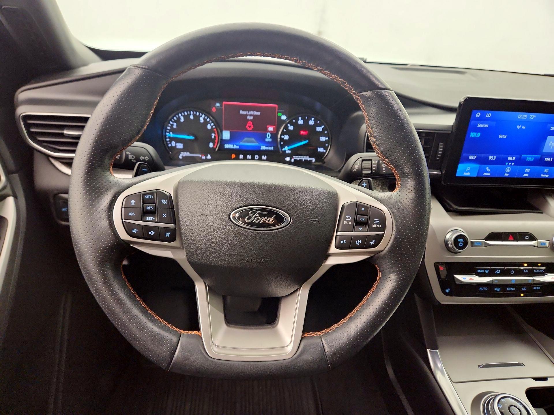 Thumbnail: 2022 Ford Explorer - 10