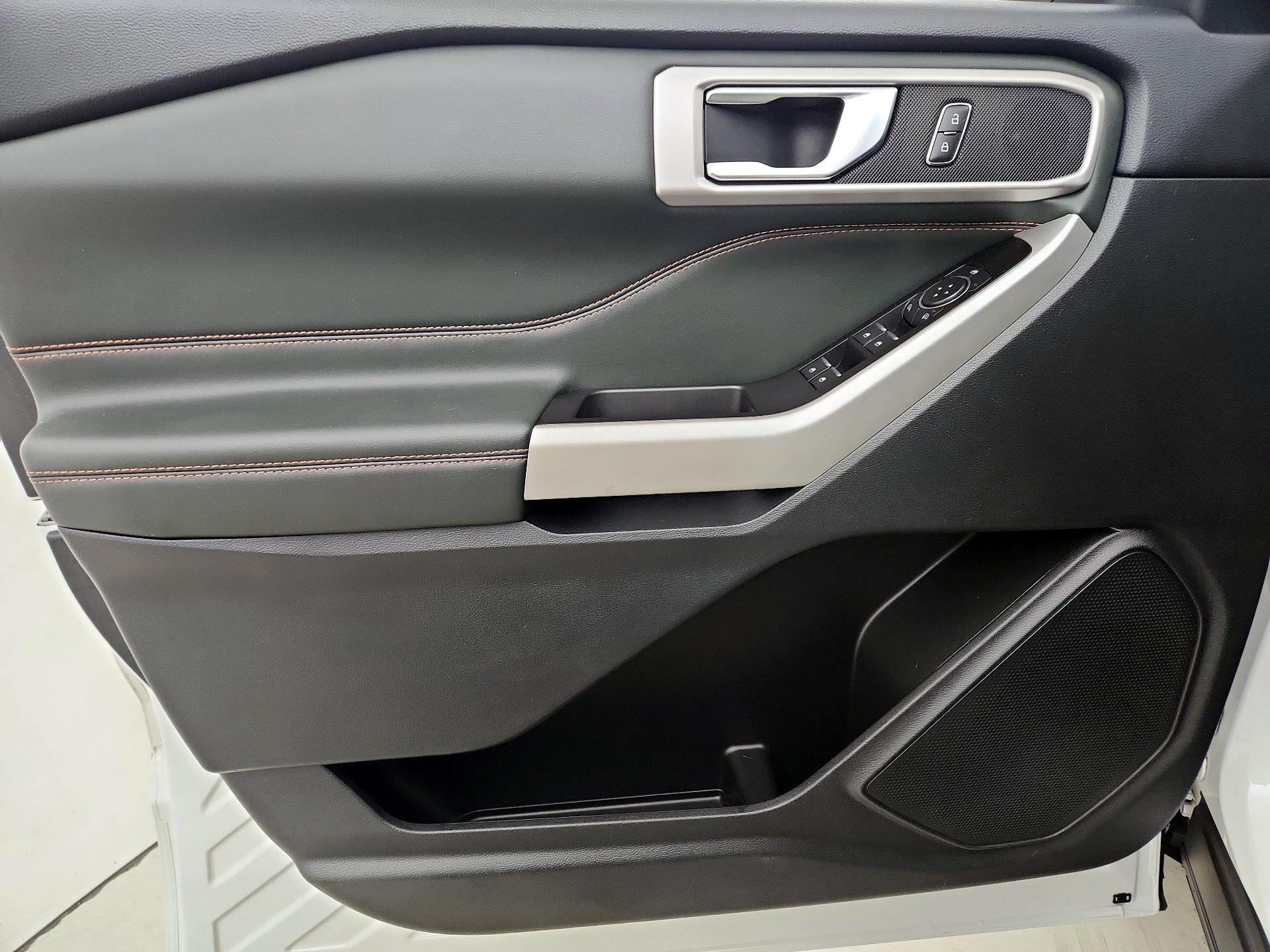 Thumbnail: 2022 Ford Explorer - 12