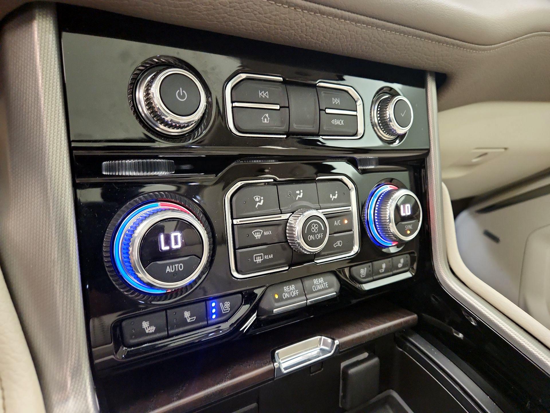 Thumbnail: 2021 GMC Yukon - 17