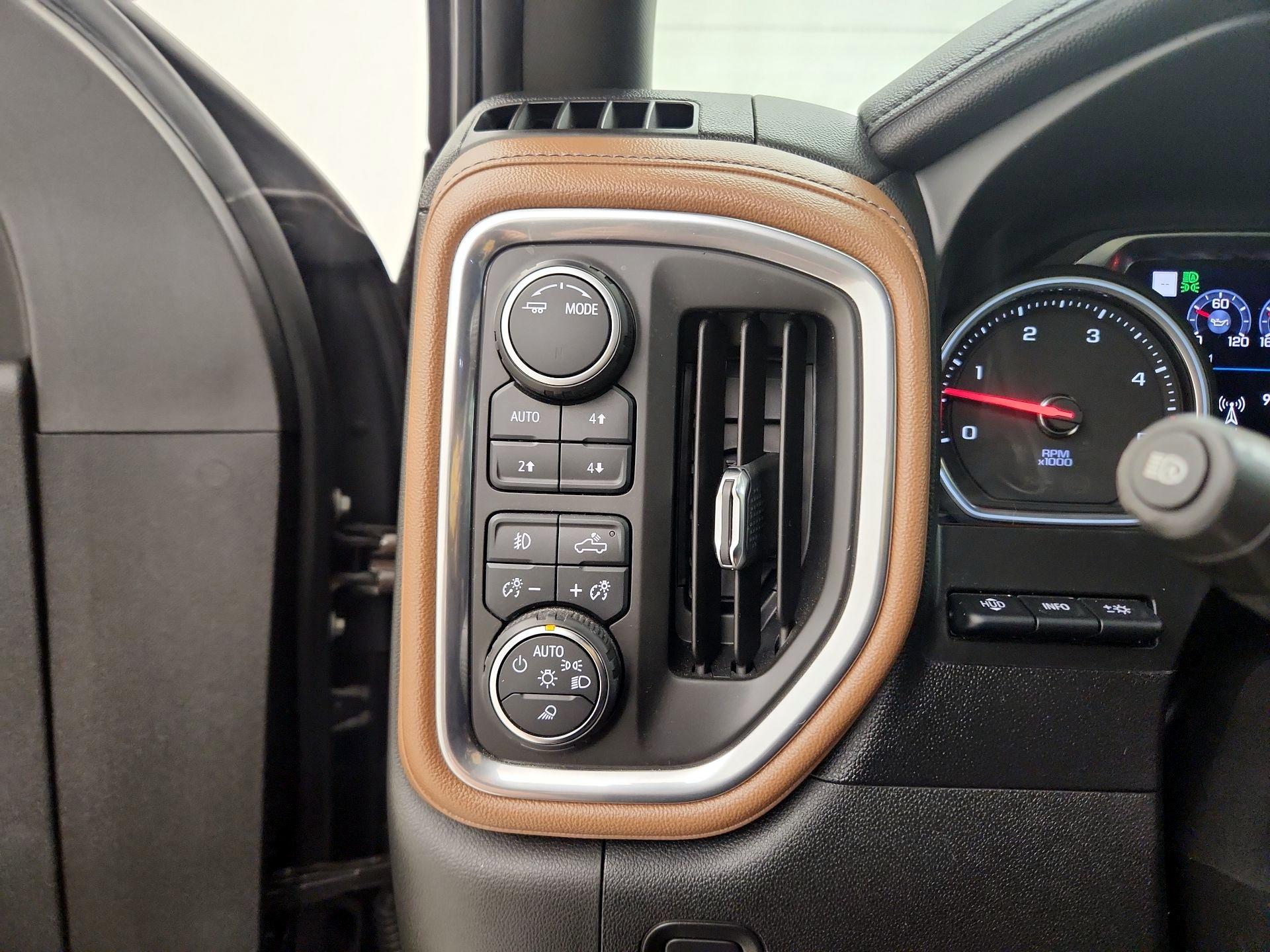 Thumbnail: 2020 Chevrolet Silverado 2500 - 13