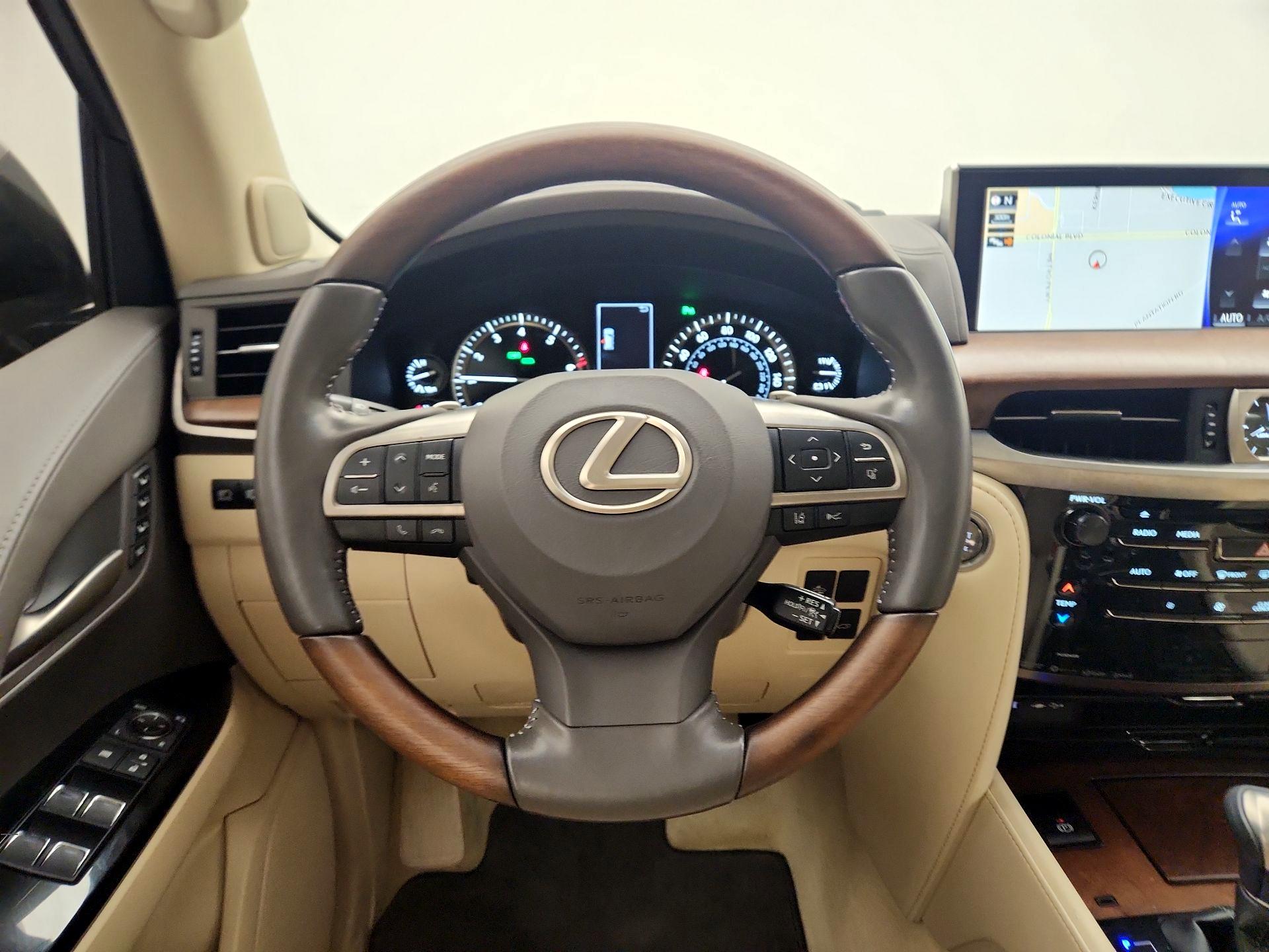 Thumbnail: 2020 Lexus LX - 10