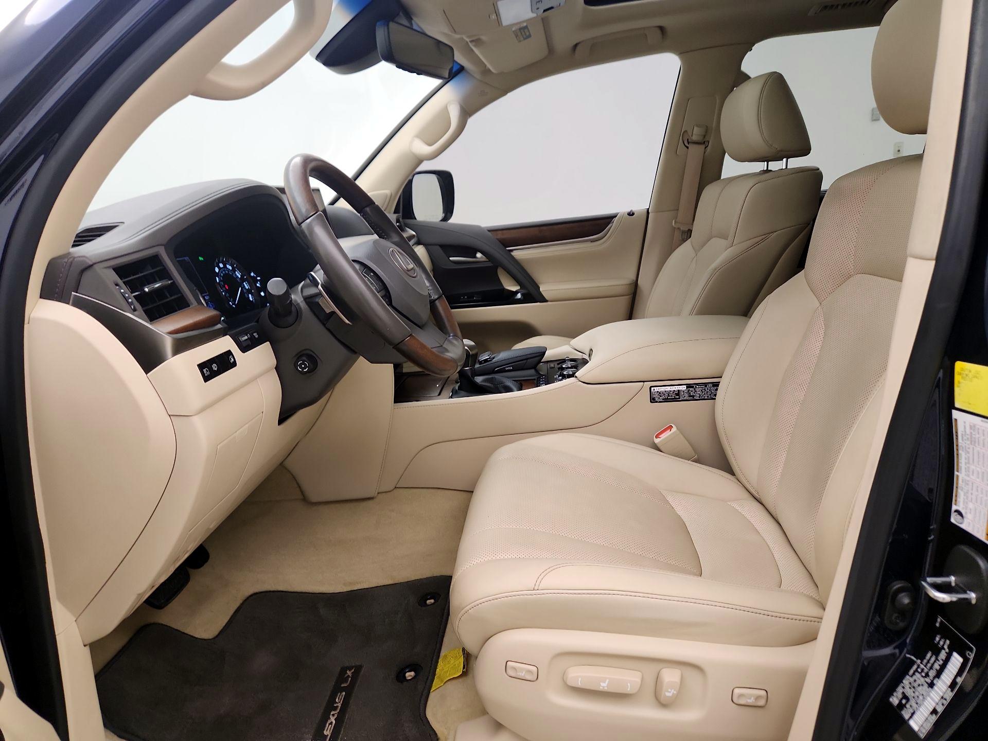 Thumbnail: 2020 Lexus LX - 11