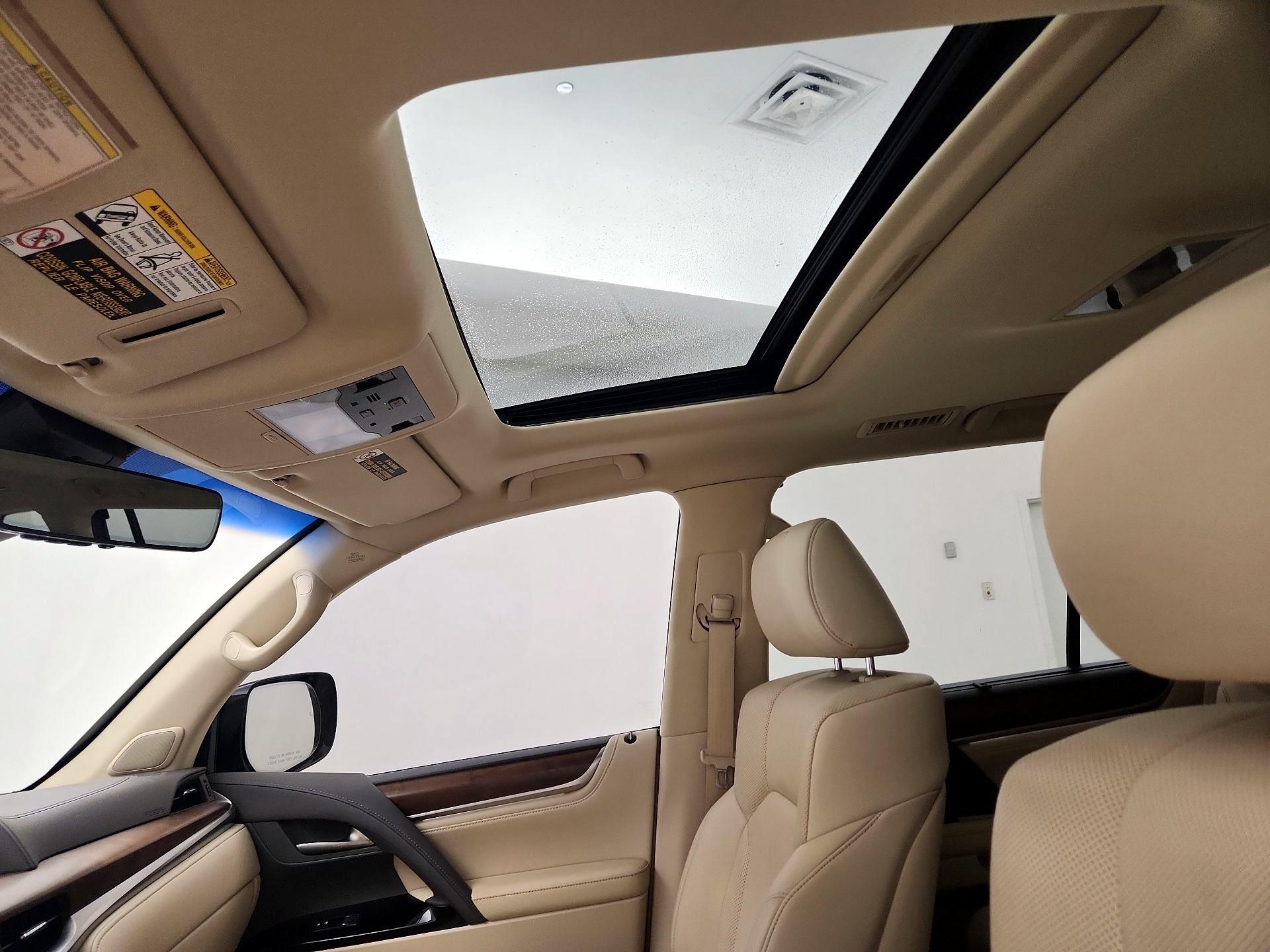 Thumbnail: 2020 Lexus LX - 20