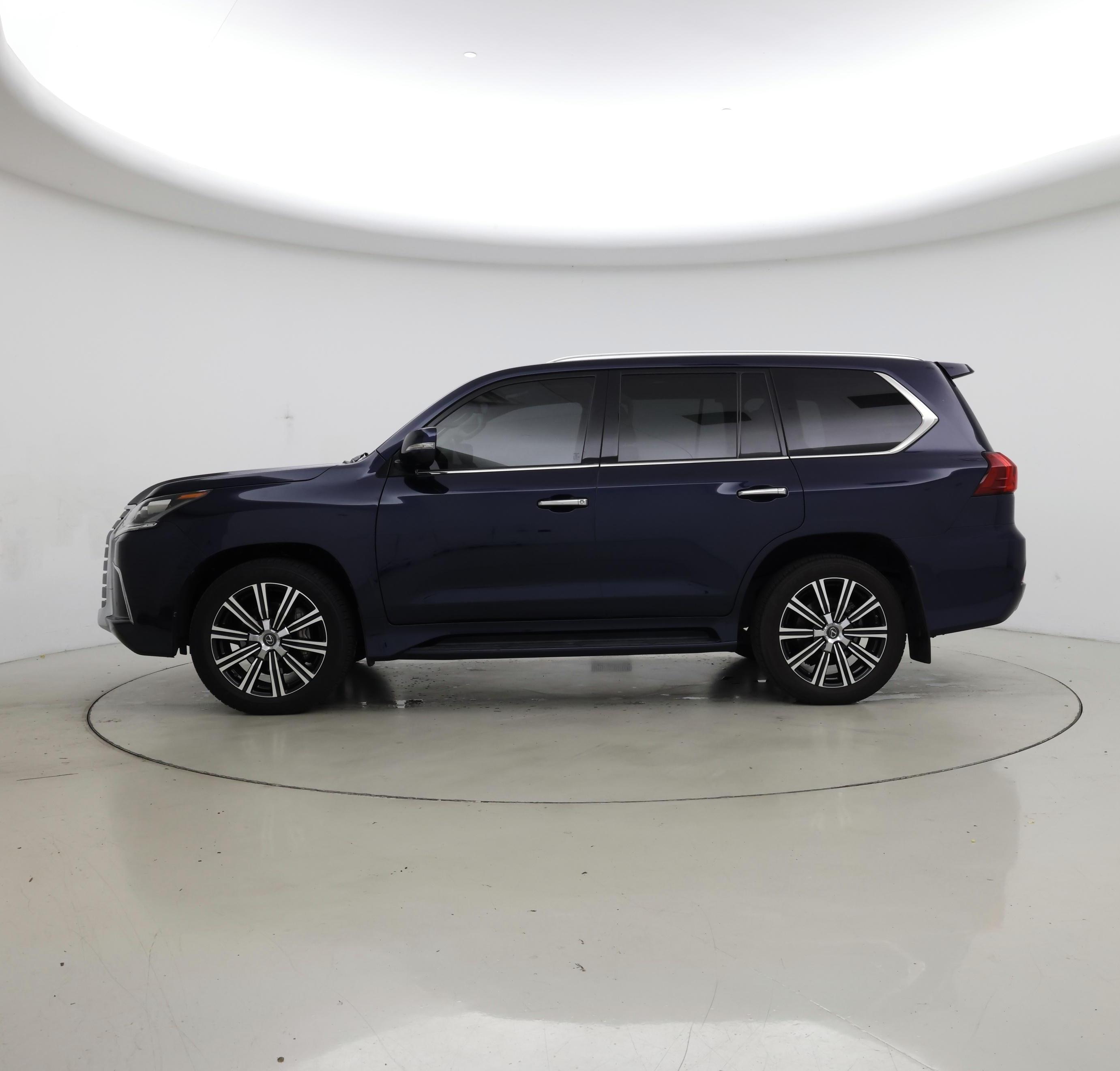 Thumbnail: 2020 Lexus LX - 3