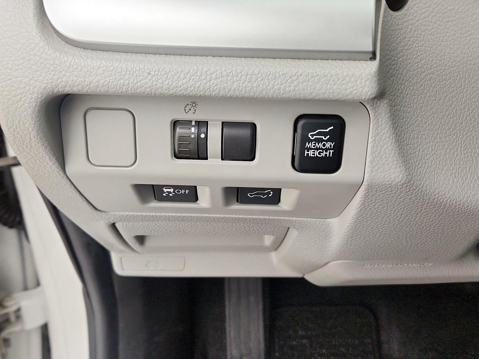 Thumbnail: 2014 Subaru Forester - 13
