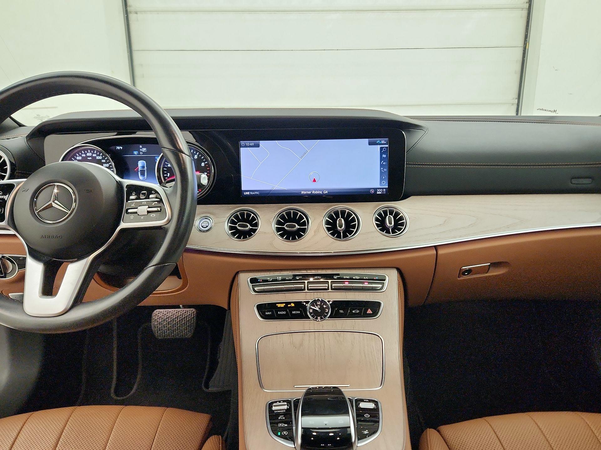 Thumbnail: 2019 Mercedes-Benz E-Class - 9