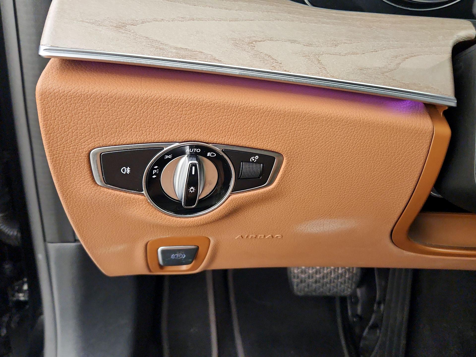 Thumbnail: 2019 Mercedes-Benz E-Class - 13