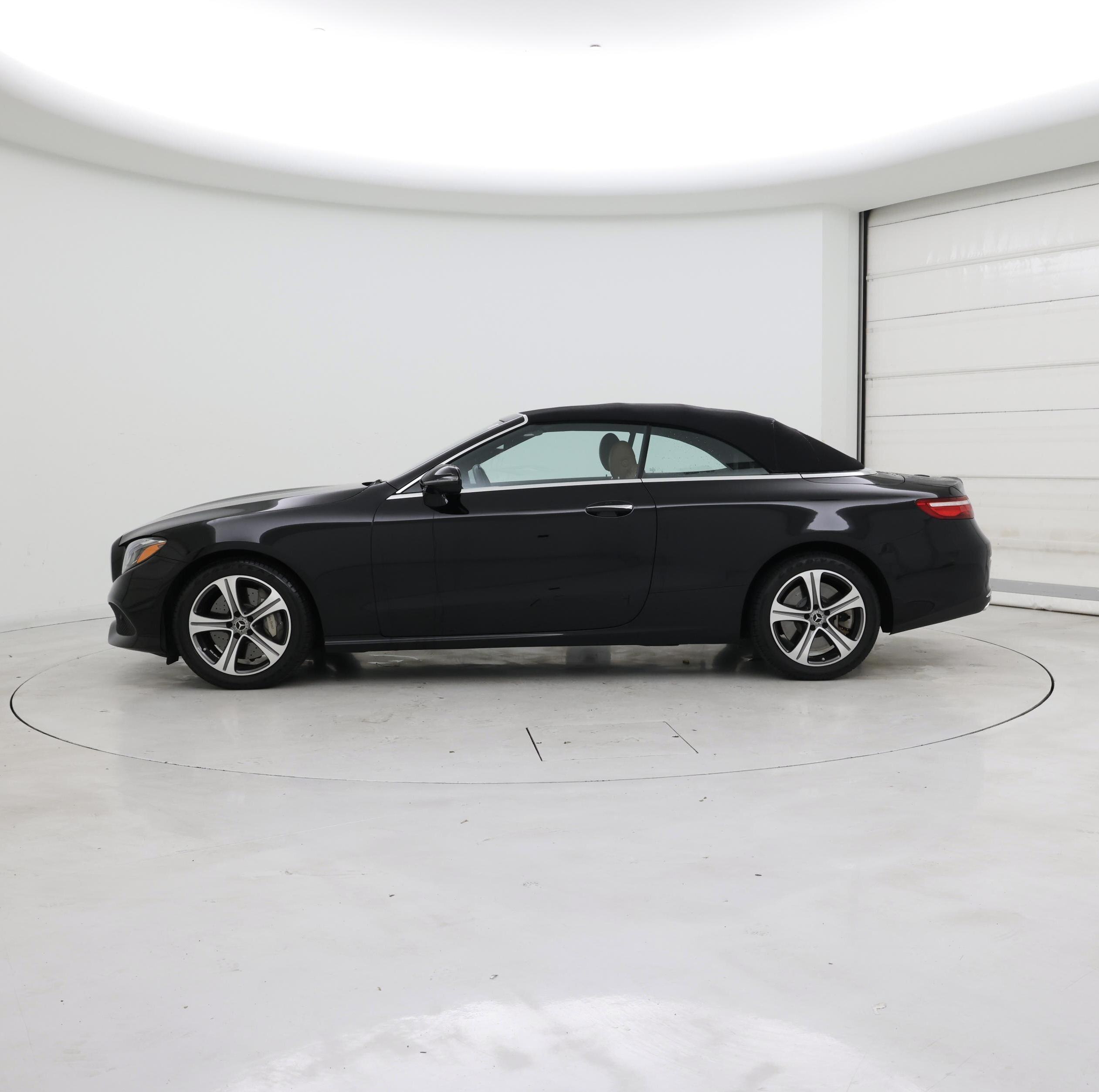 Thumbnail: 2019 Mercedes-Benz E-Class - 3