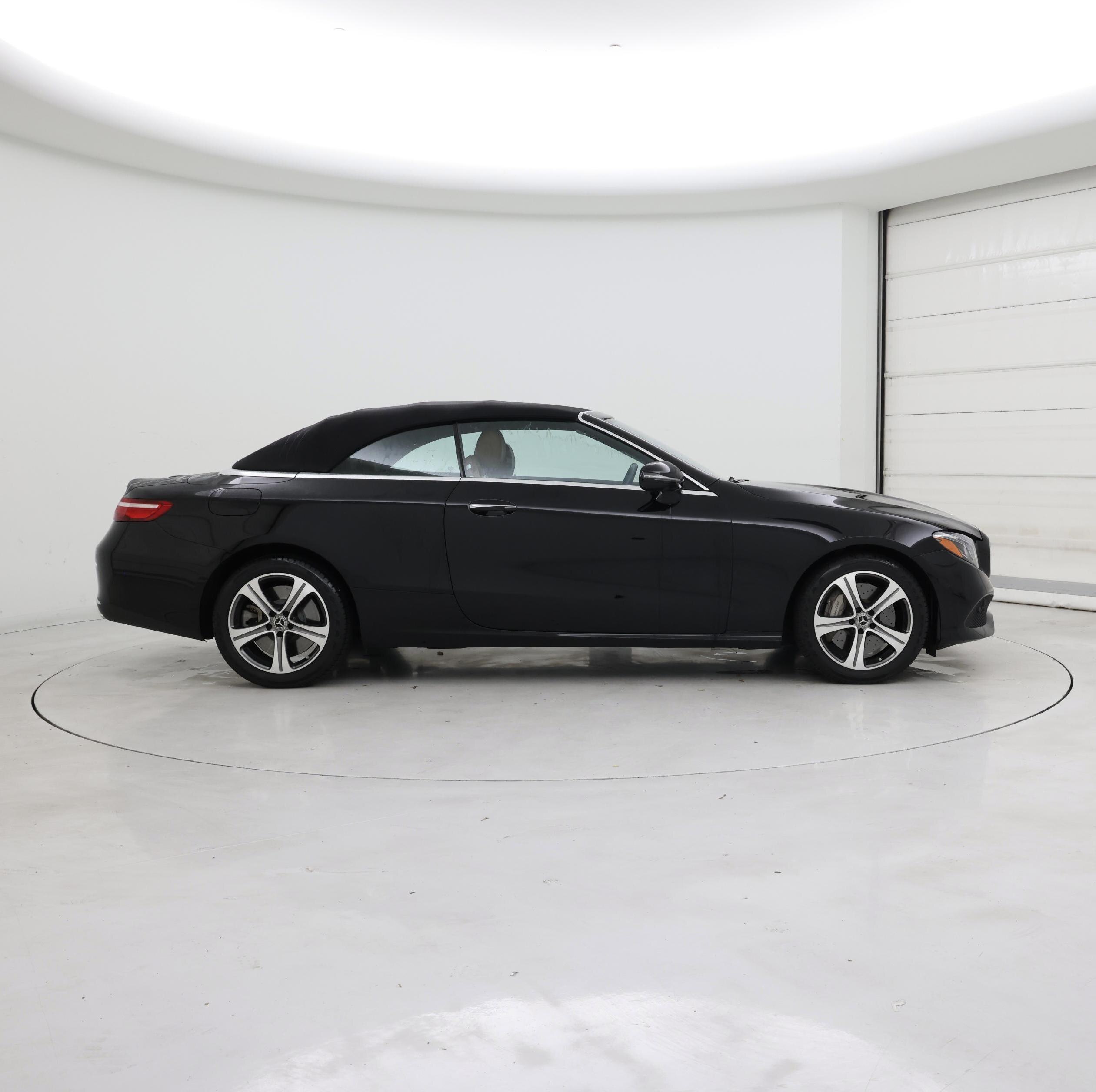 Thumbnail: 2019 Mercedes-Benz E-Class - 7