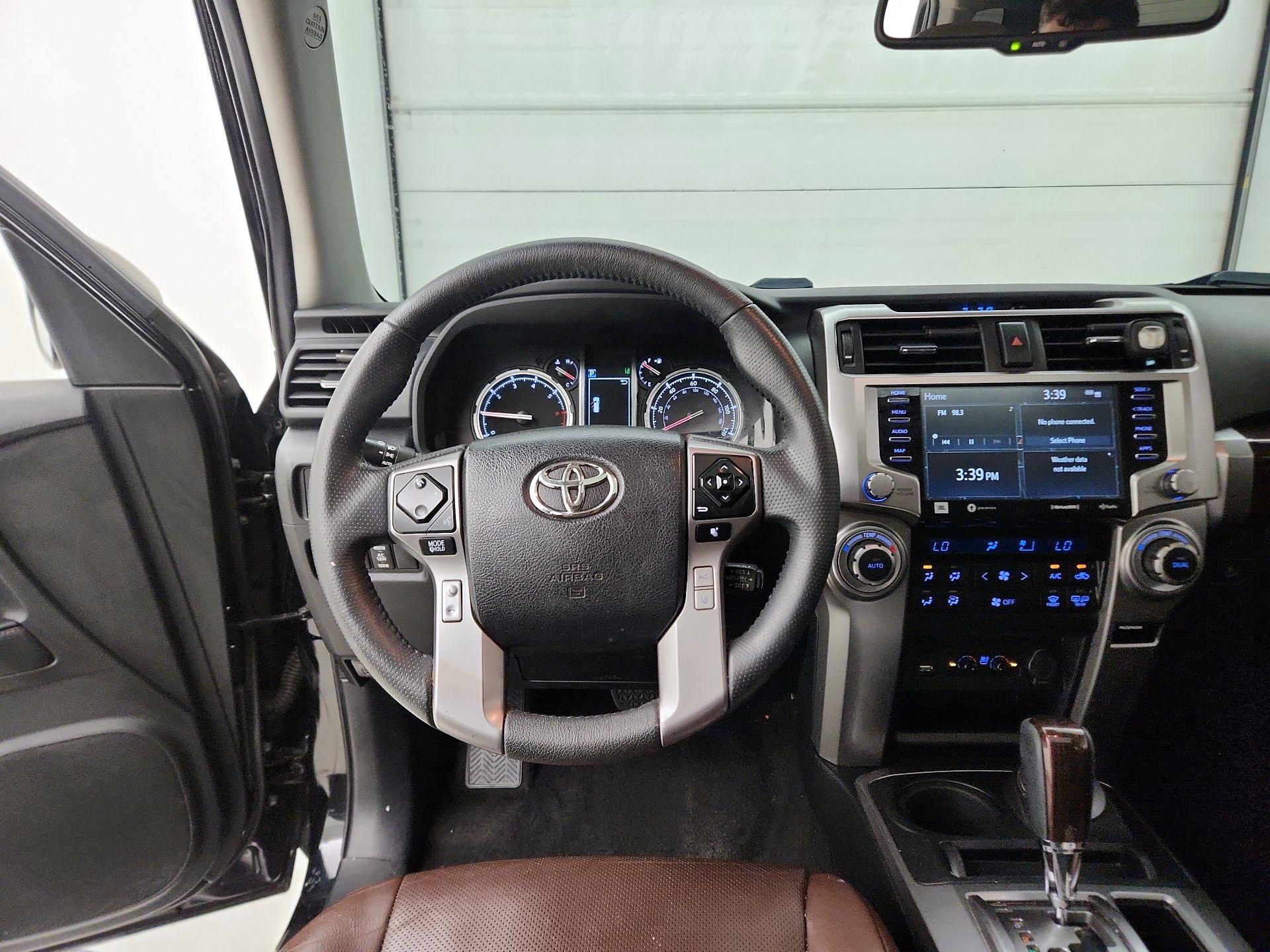Thumbnail: 2020 Toyota 4Runner - 10