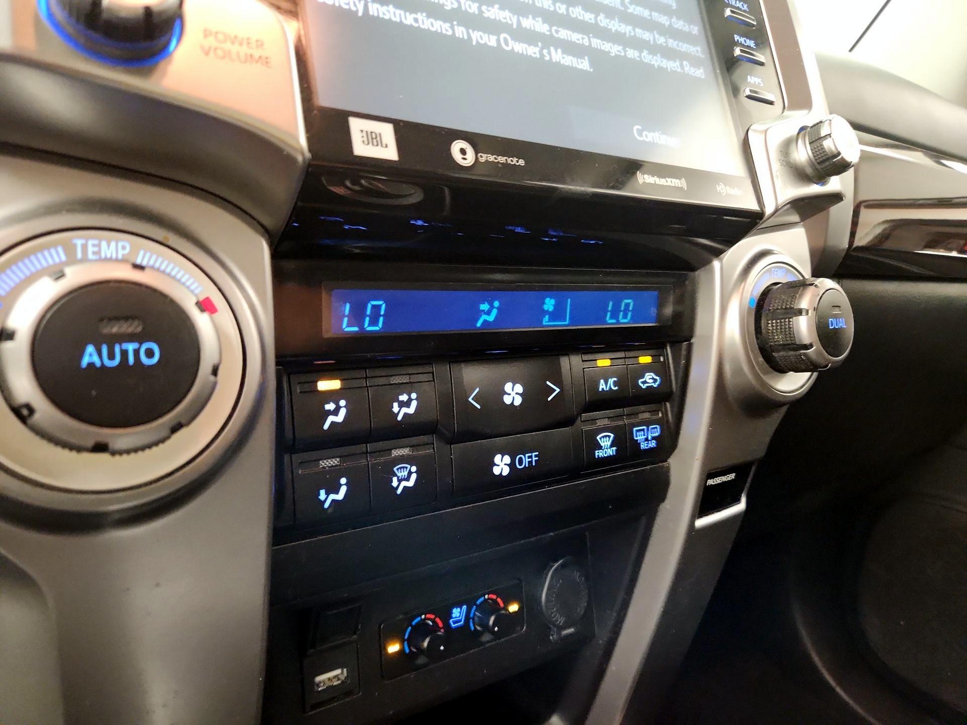 Thumbnail: 2020 Toyota 4Runner - 16