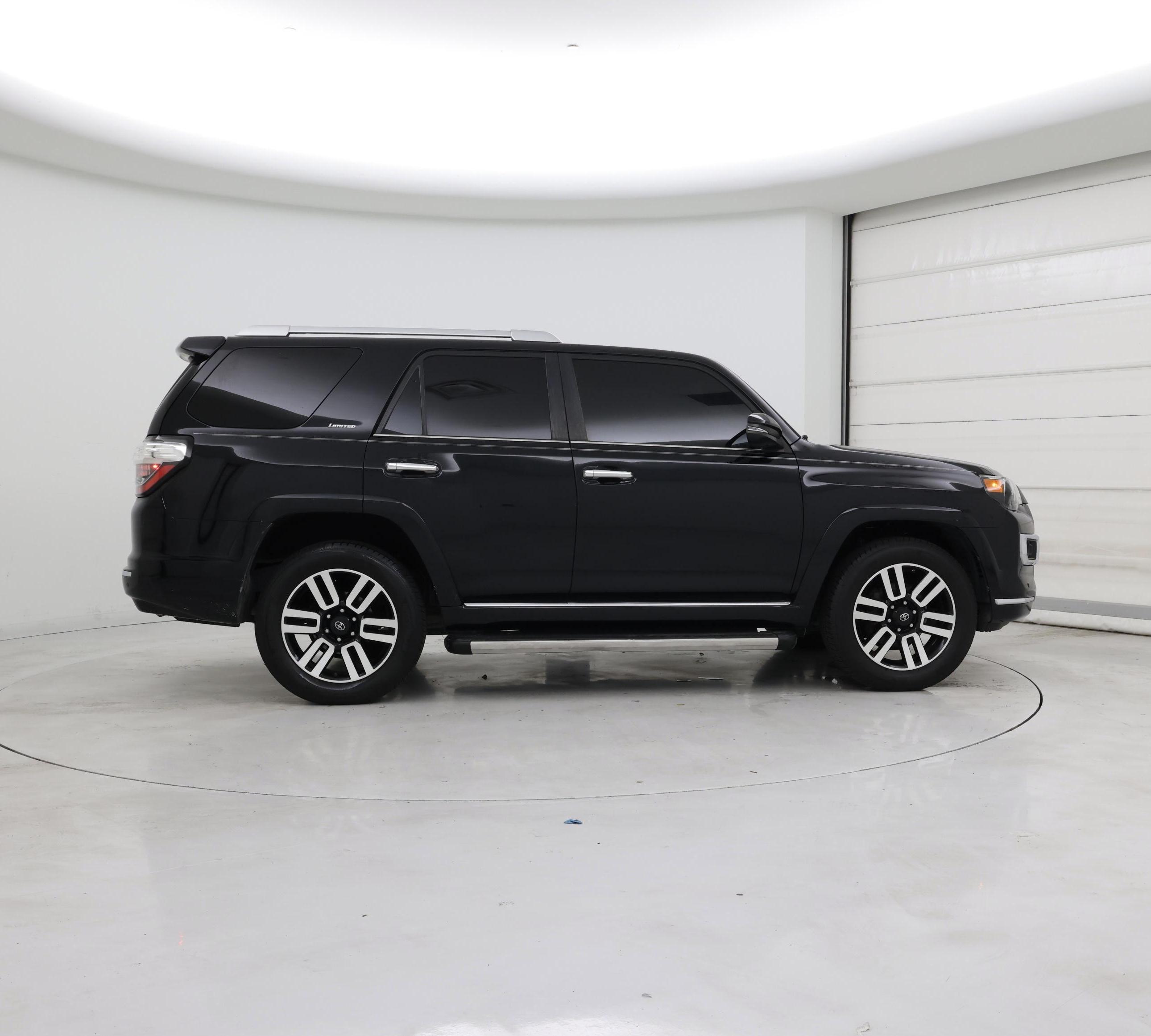 Thumbnail: 2020 Toyota 4Runner - 7