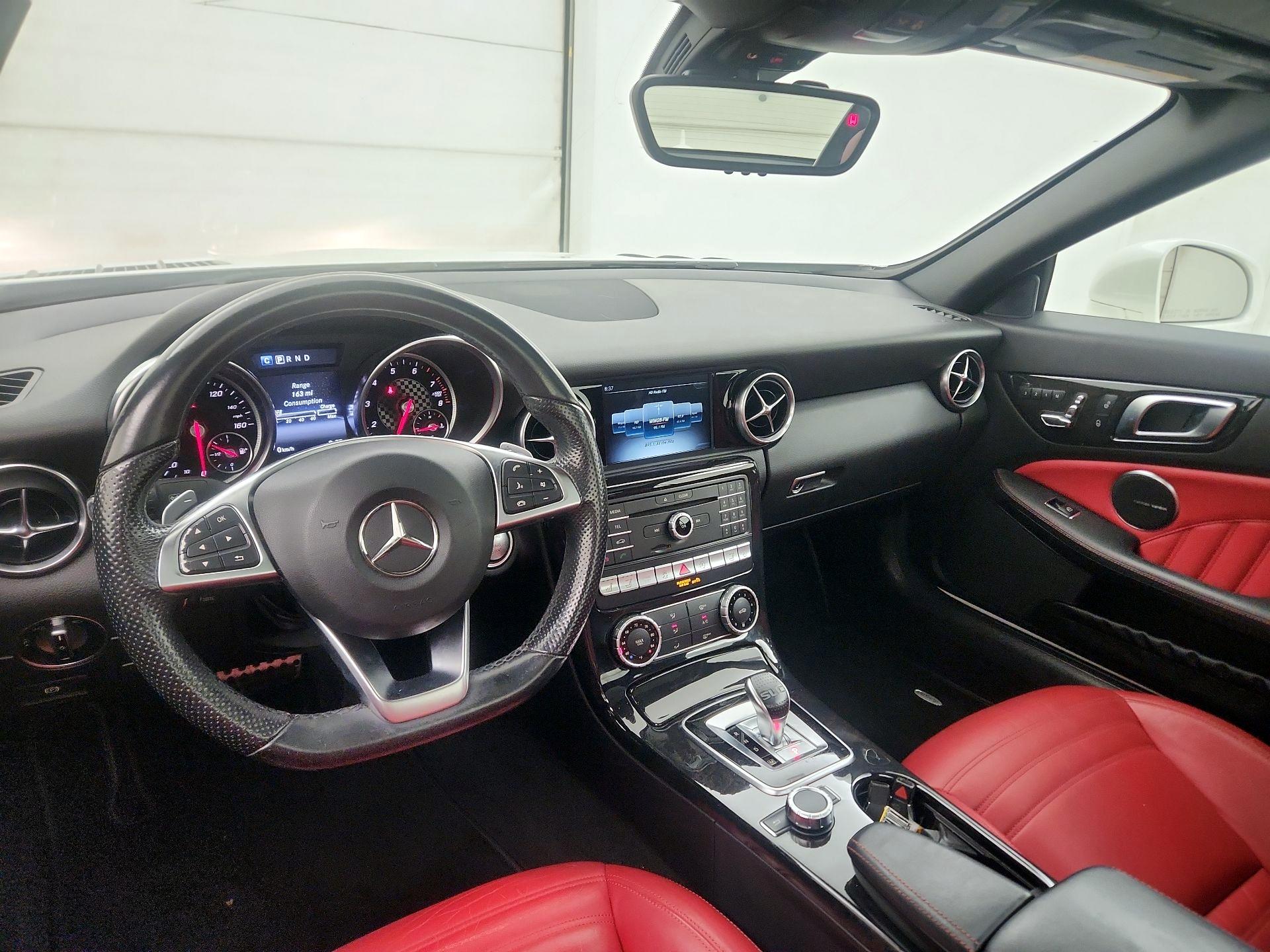 Thumbnail: 2017 Mercedes-Benz SLC - 9