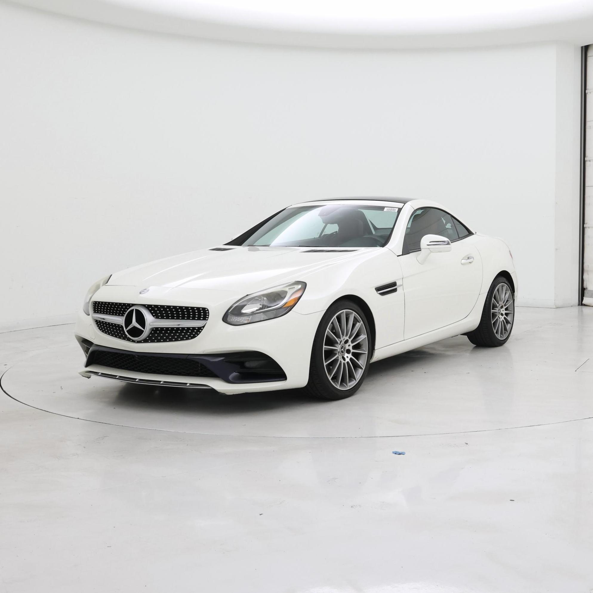 Thumbnail: 2017 Mercedes-Benz SLC - 4