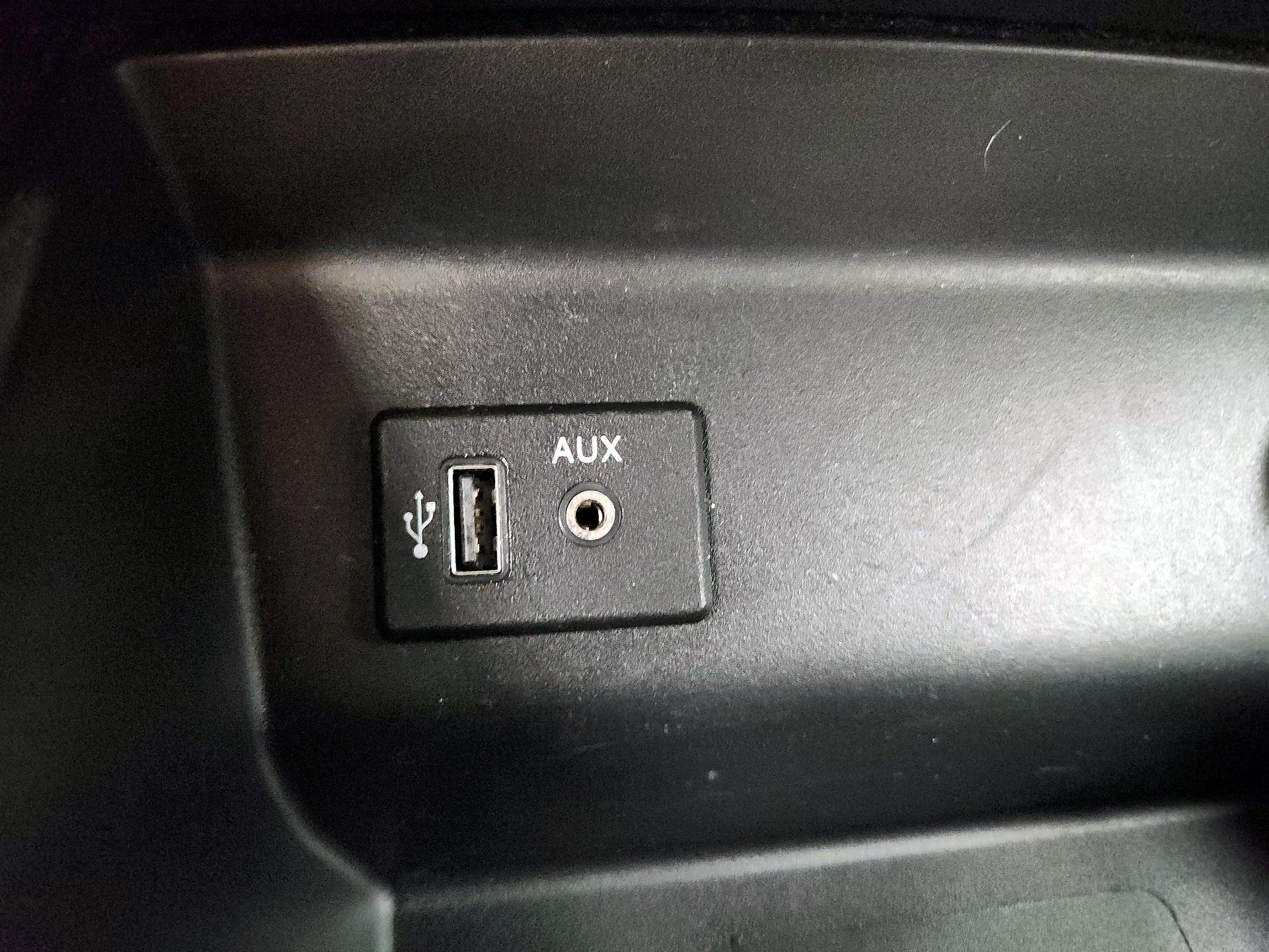 Thumbnail: 2018 Nissan Altima - 18