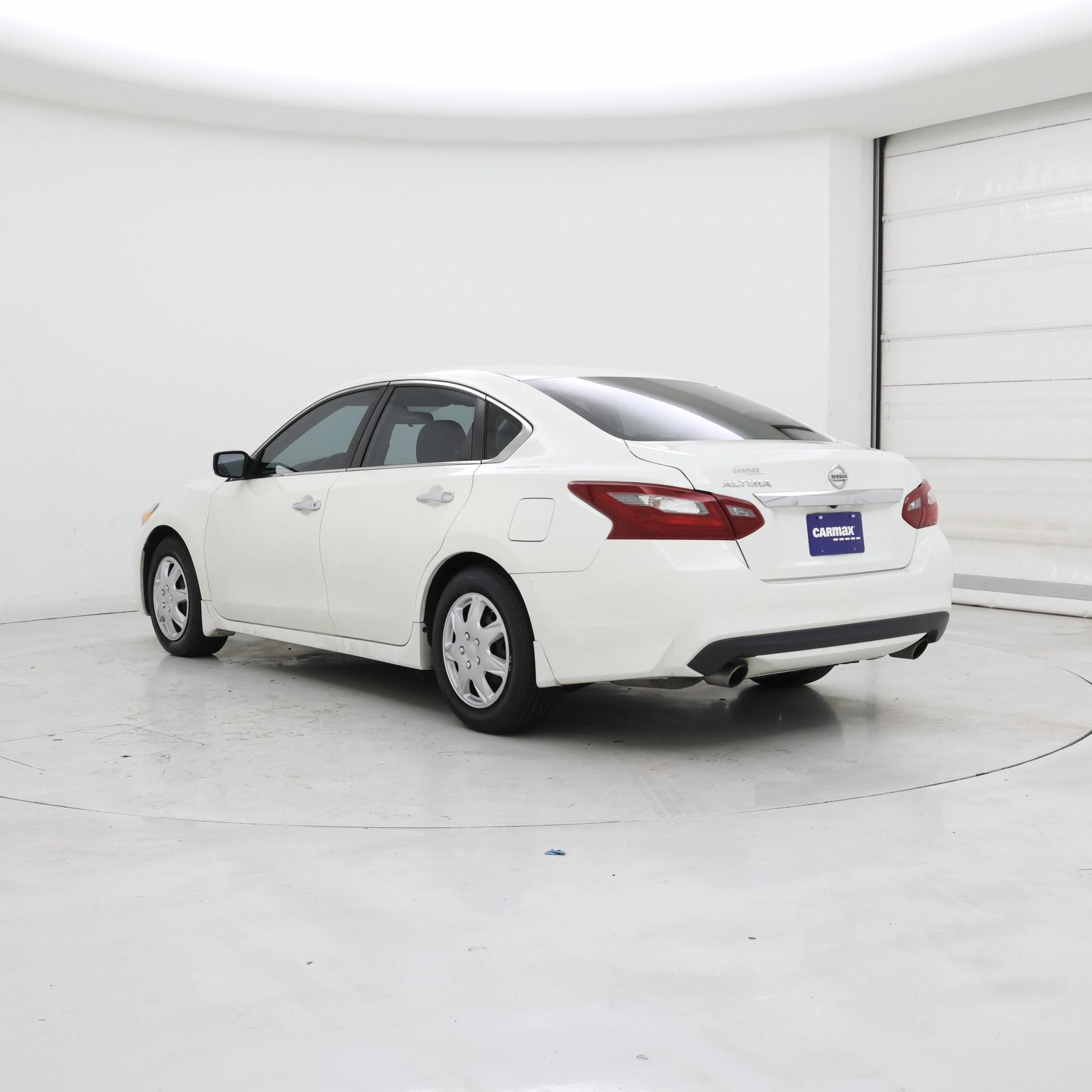 Thumbnail: 2018 Nissan Altima - 2