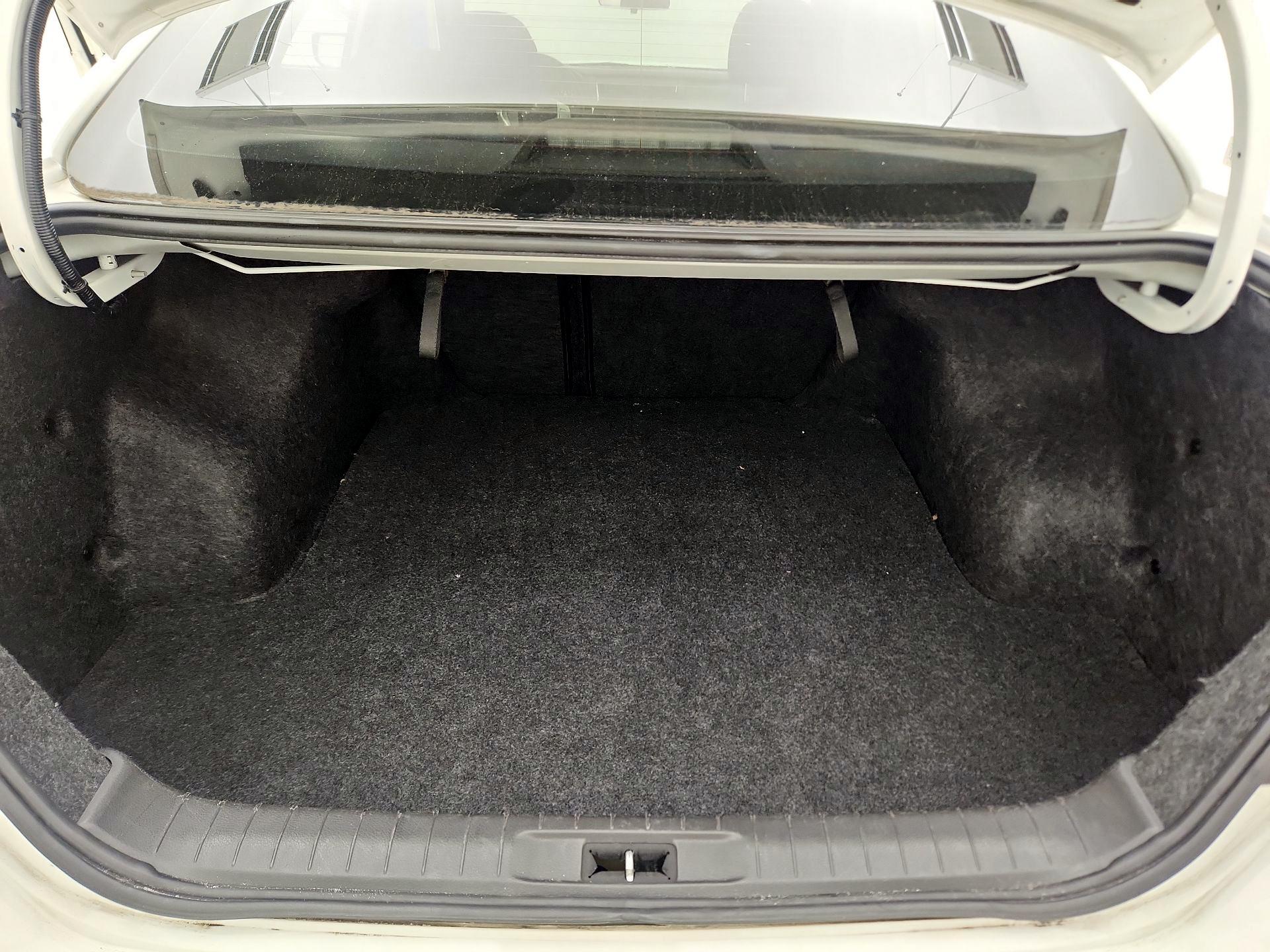 Thumbnail: 2018 Nissan Altima - 20