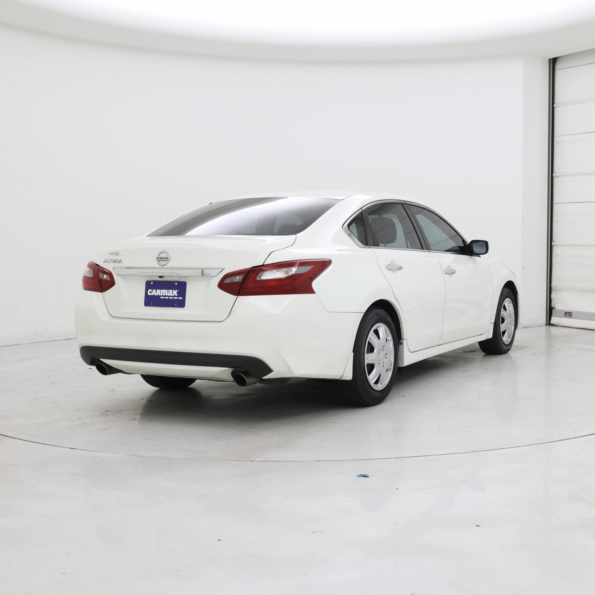 Thumbnail: 2018 Nissan Altima - 8