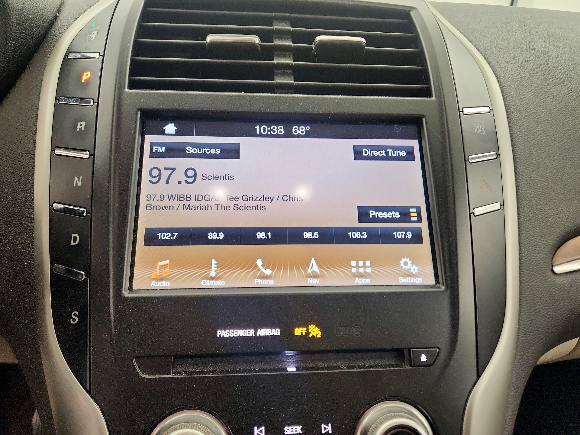 Thumbnail: 2019 Lincoln MKC - 16