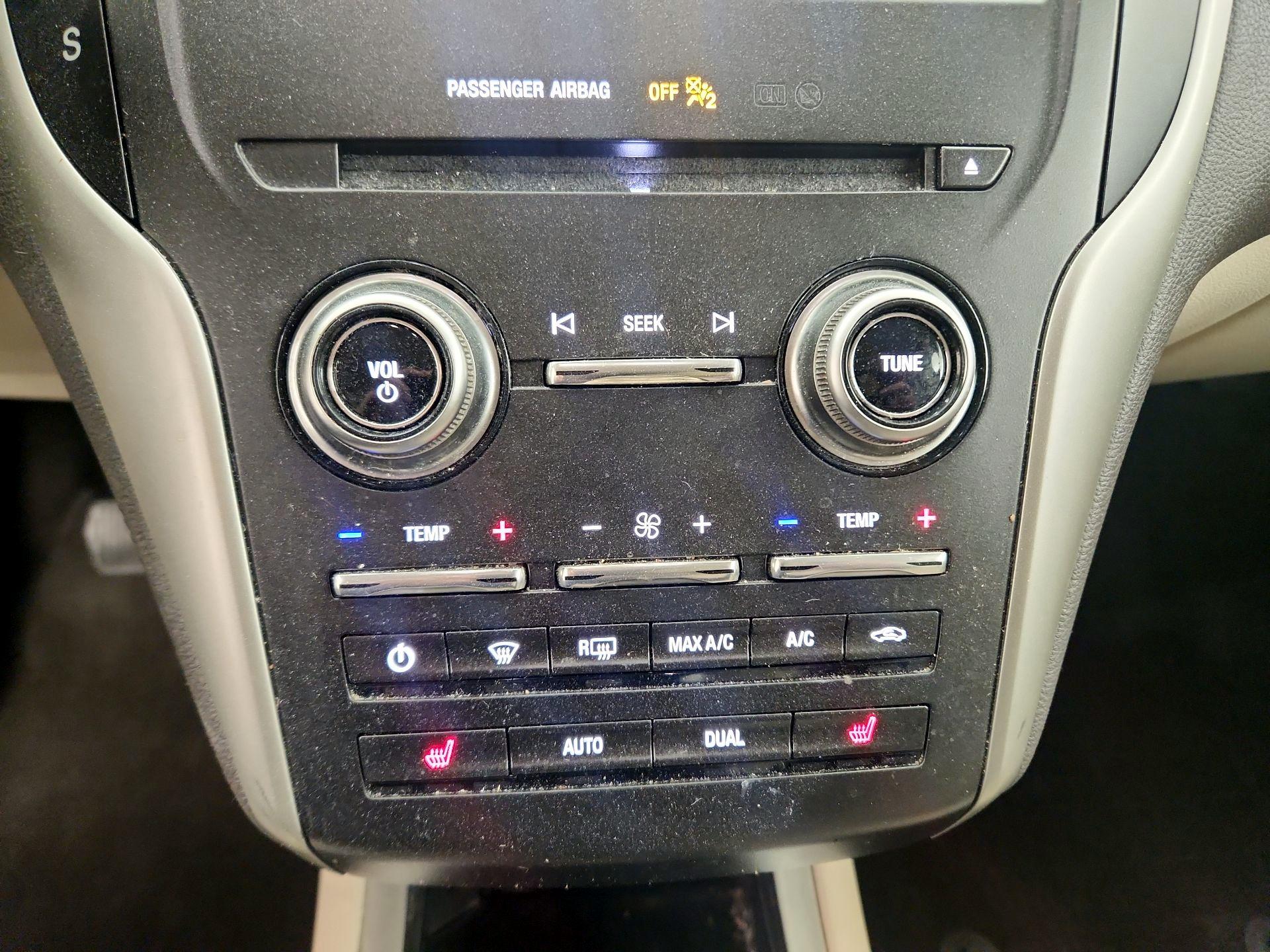 Thumbnail: 2019 Lincoln MKC - 17