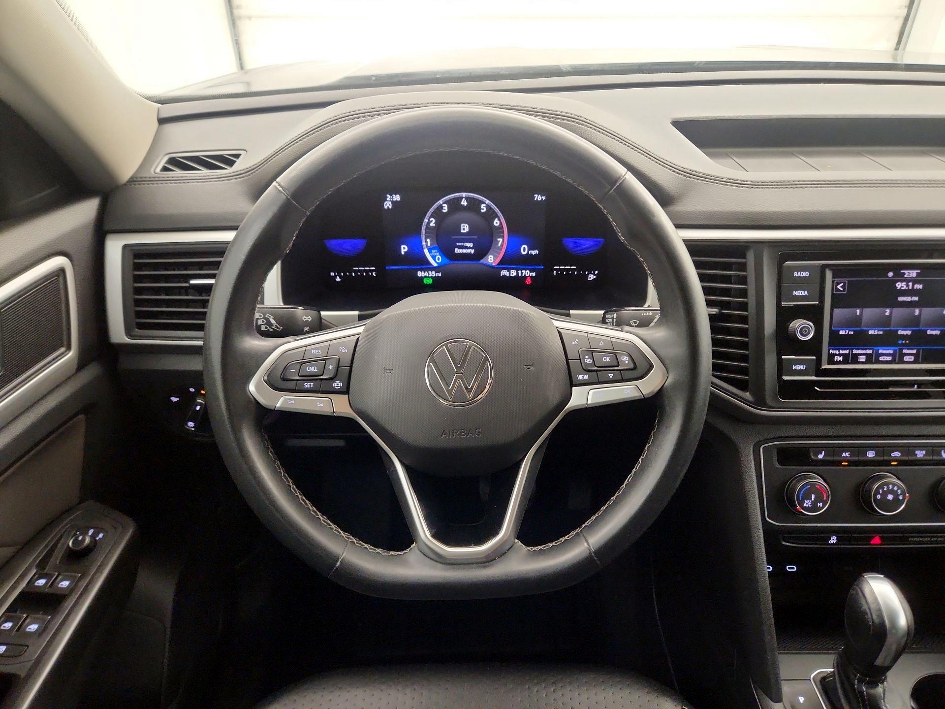 Thumbnail: 2022 Volkswagen Atlas - 10