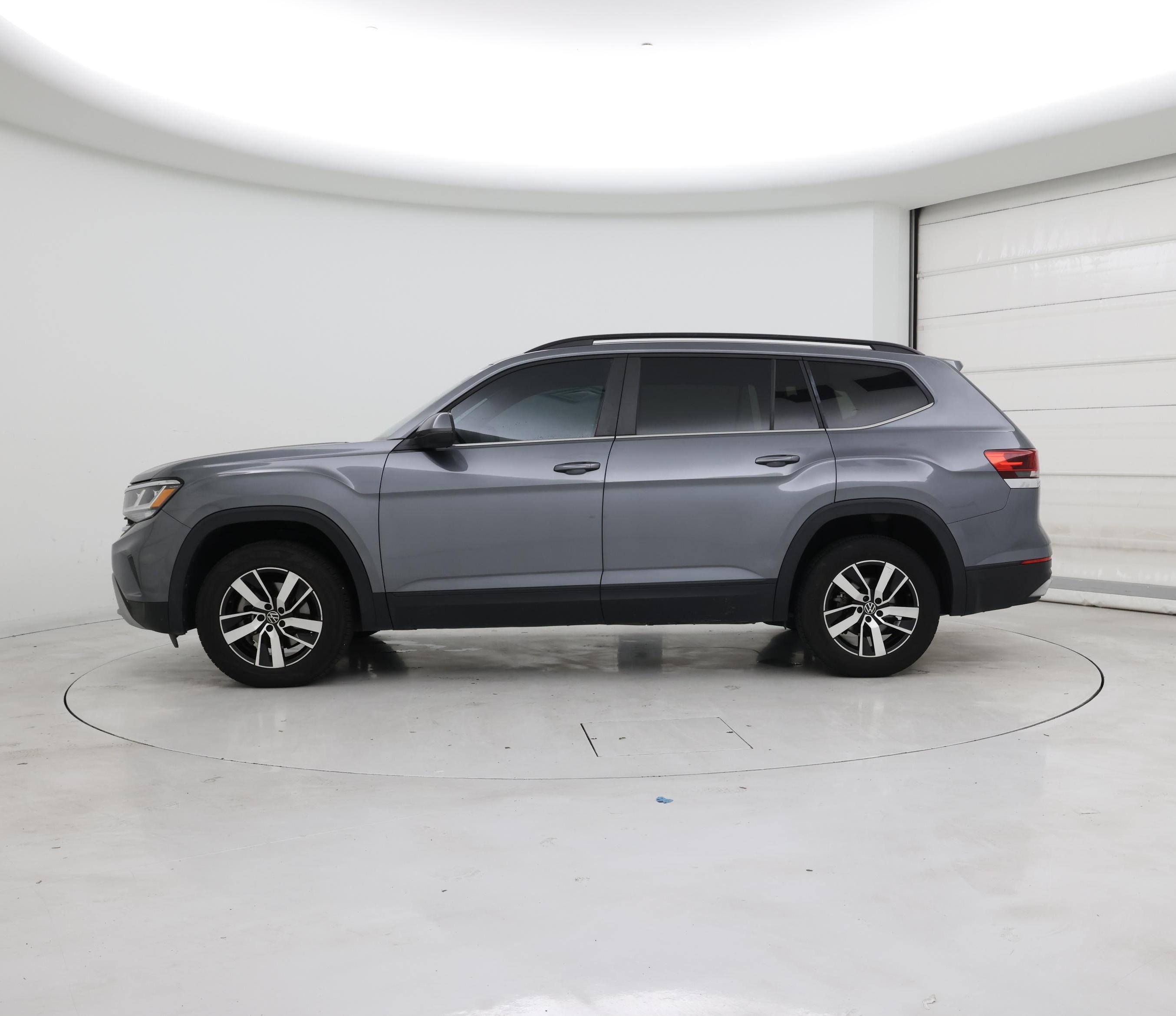 Thumbnail: 2022 Volkswagen Atlas - 3
