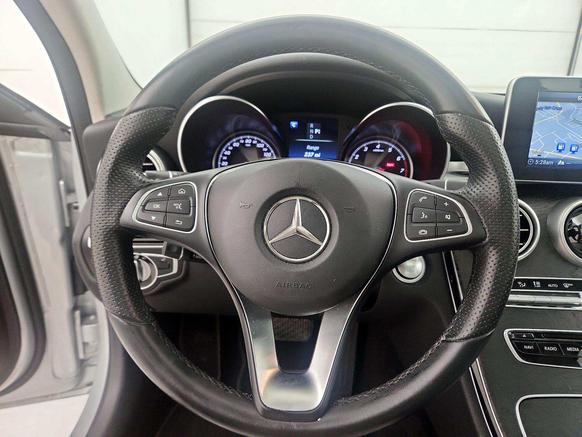 Thumbnail: 2017 Mercedes-Benz C-Class - 10