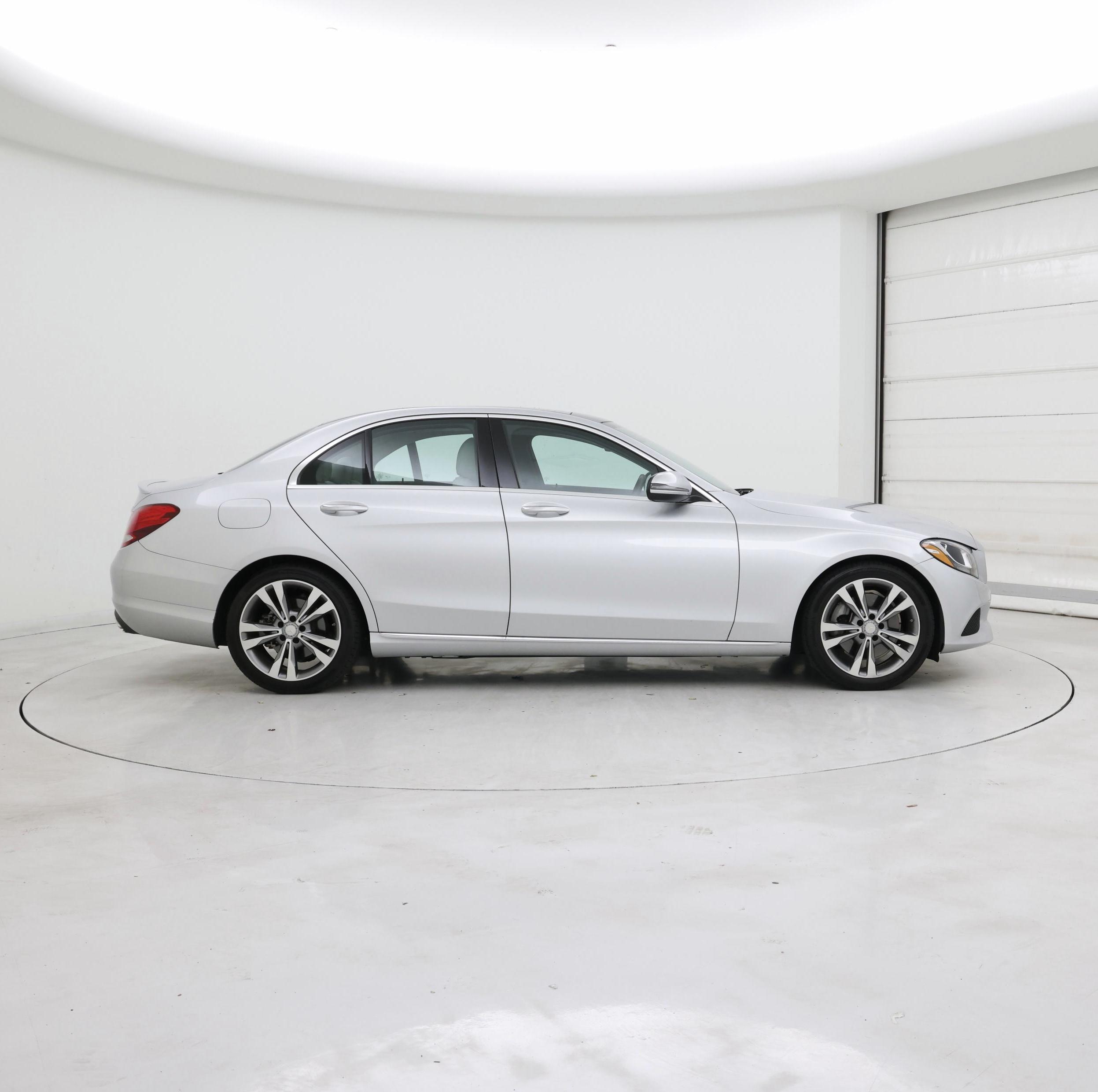 Thumbnail: 2017 Mercedes-Benz C-Class - 7