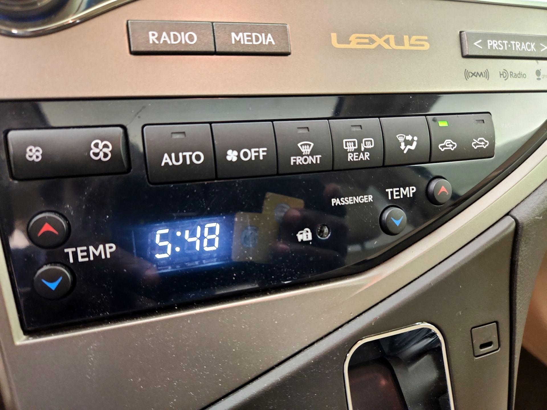 Thumbnail: 2014 Lexus RX - 17