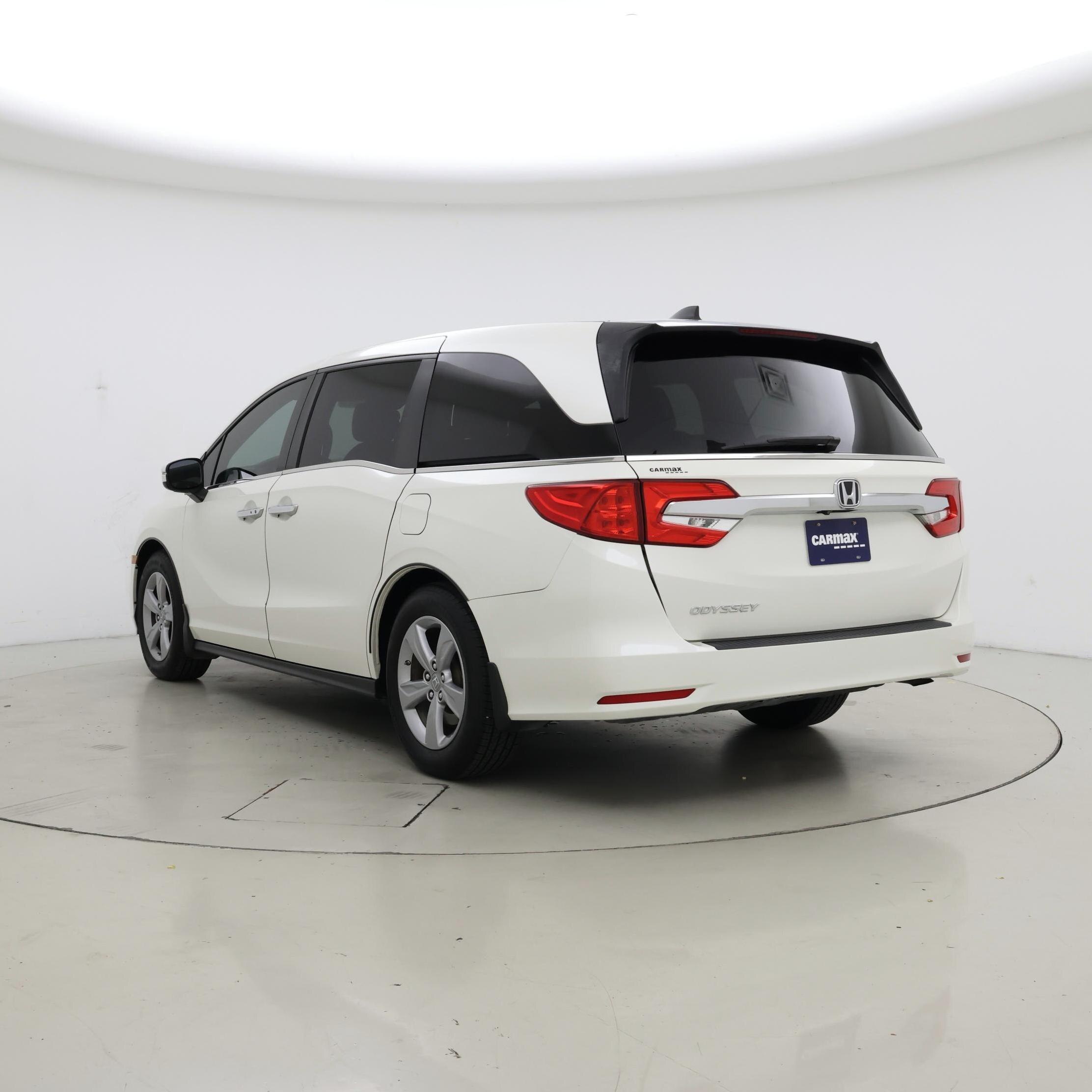 Thumbnail: 2019 Honda Odyssey - 2