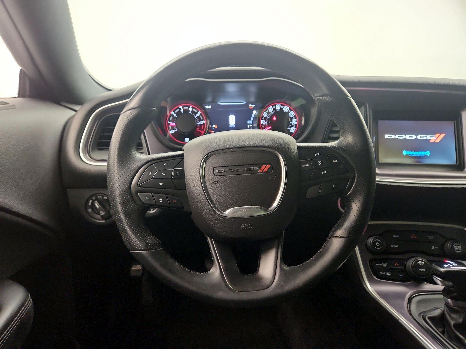 Thumbnail: 2018 Dodge Challenger - 10