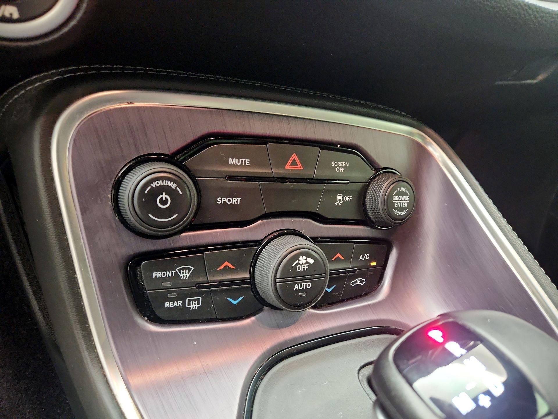 Thumbnail: 2018 Dodge Challenger - 16