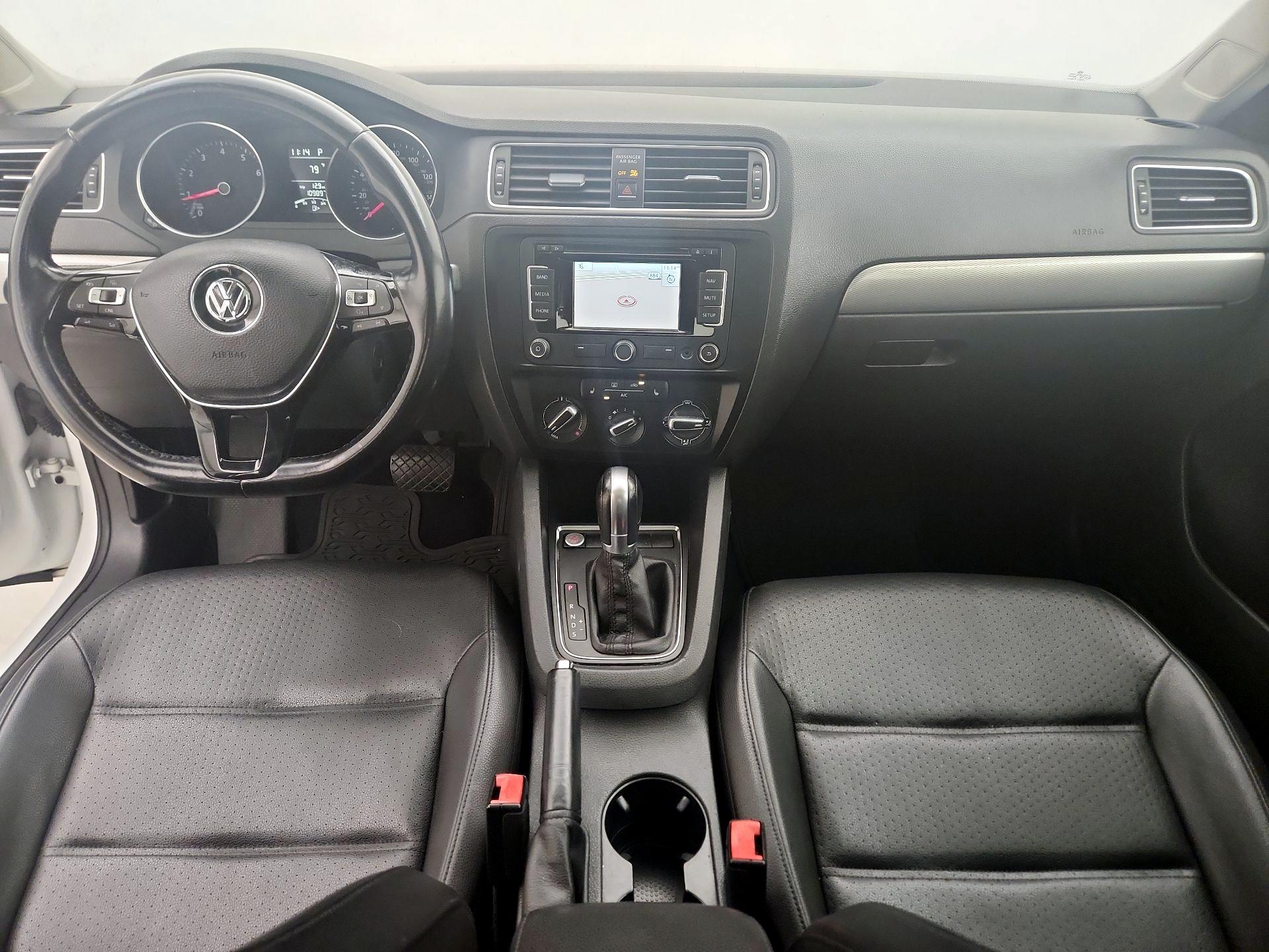 Thumbnail: 2015 Volkswagen Jetta - 9